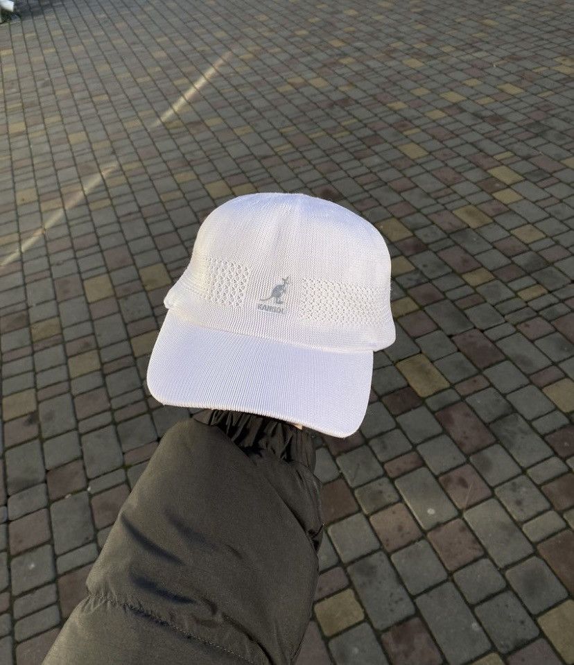 Kangol Kangol Vintage White Summer Tropic Ventair Baseball Spacecap Size ONE SIZE - 1 Thumbnail