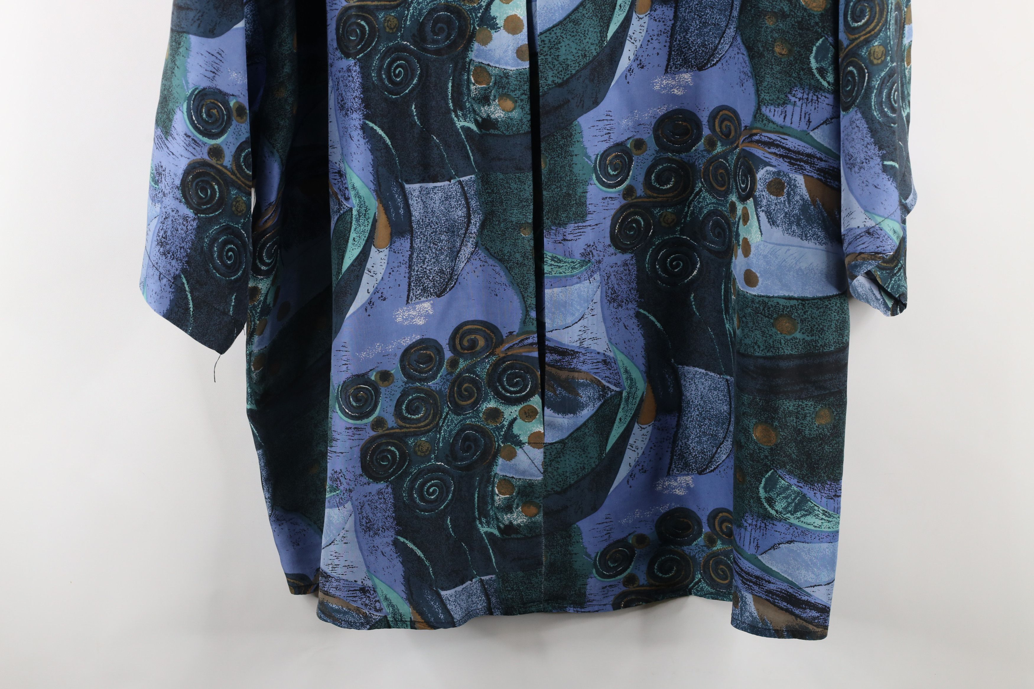 Vintage Vintage 90s Streetwear Short Sleeve Collard Button Shirt Size US XL / EU 56 / 4 - 8 Thumbnail