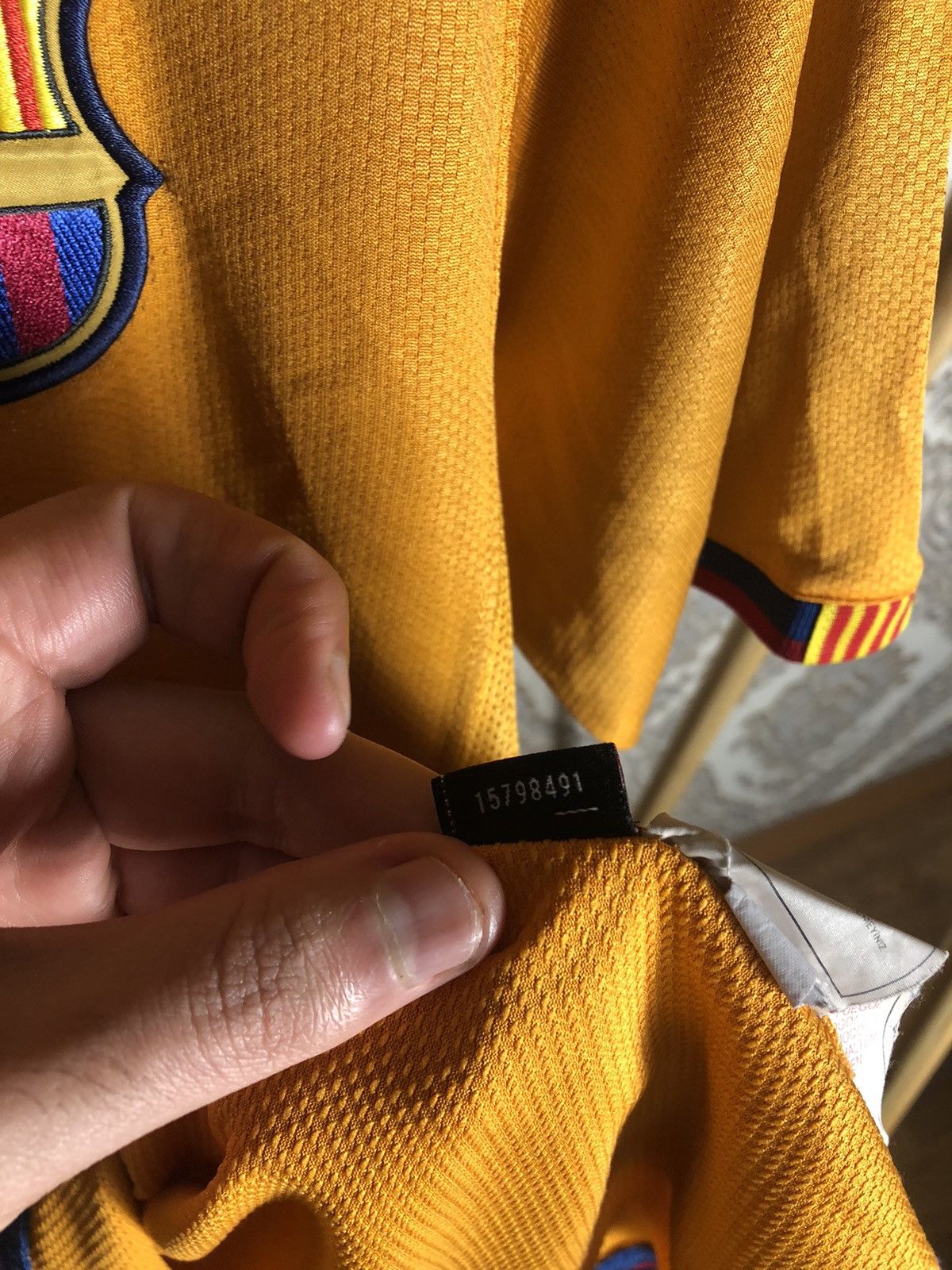 Nike VINTAGE NIKE FC BARCELONA SPAIN SOCCER JERSEY RETRO Y2K 90s Size US S / EU 44-46 / 1 - 7 Thumbnail