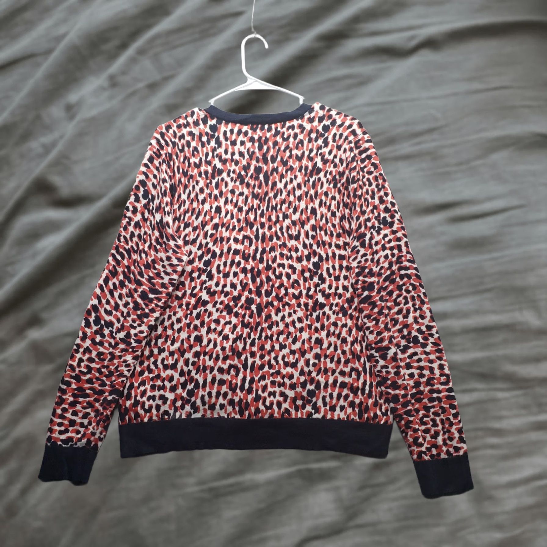 Tommy Hilfiger Tommy Hilfiger Womens XL Cardigan Sweater Multicolor Animal Print Knit Round Neck Zipless Knitwear Size XL / US 12-14 / IT 48-50 - 1 Thumbnail