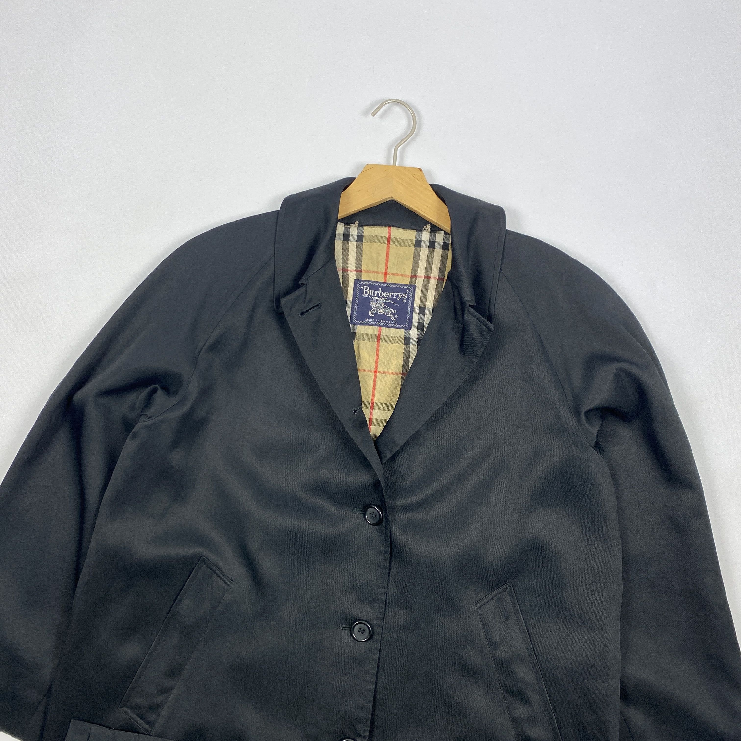 Burberry × Vintage Women`s Vintage Burberrys Black Mini Trench Coat Size 12 Size M / US 6-8 / IT 42-44 - 3 Thumbnail