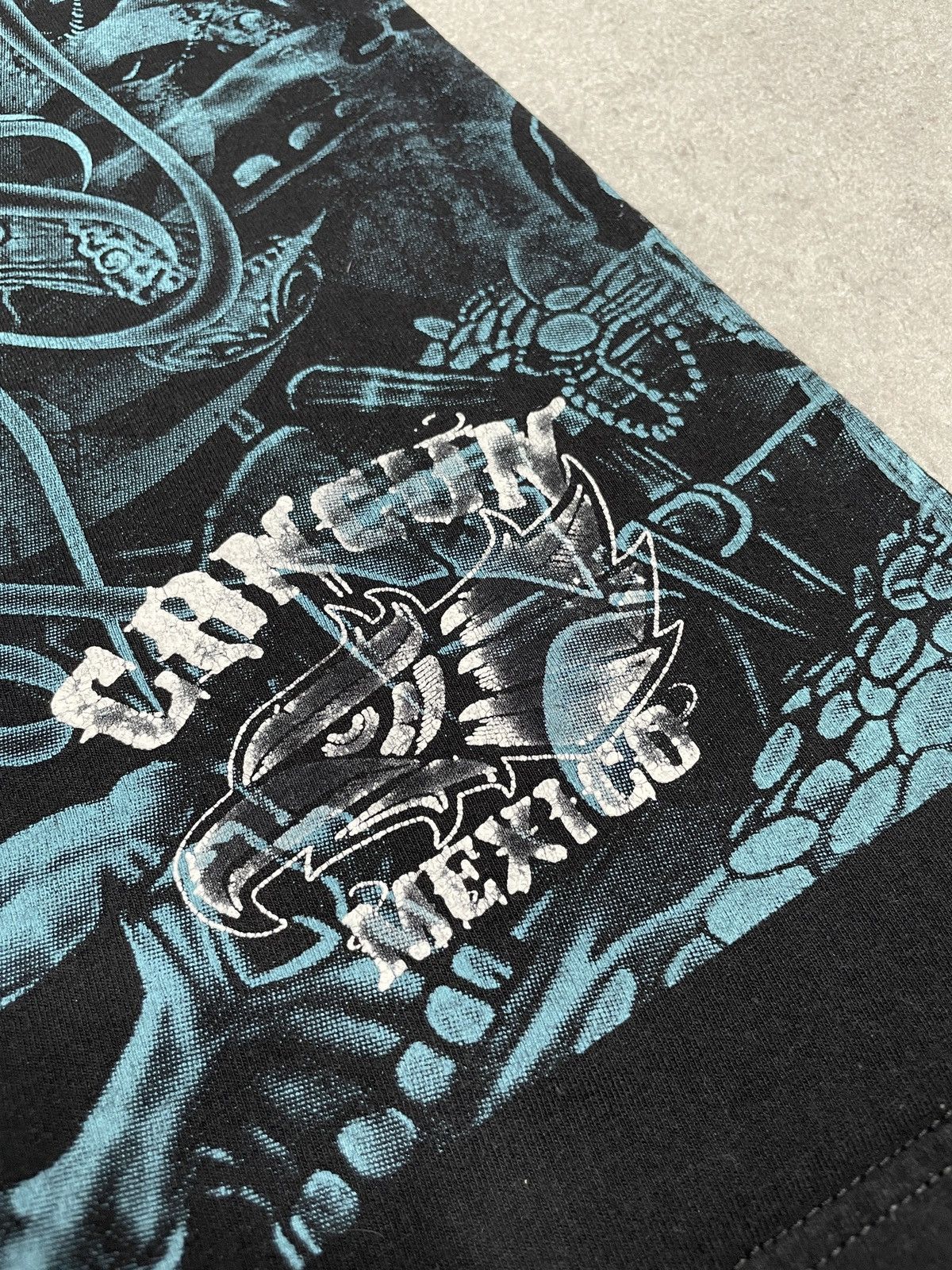 Vintage Vintage Black Blue Fullprint T-Shirt Tee Pirates Skeletones Size US L / EU 52-54 / 3 - 2 Thumbnail