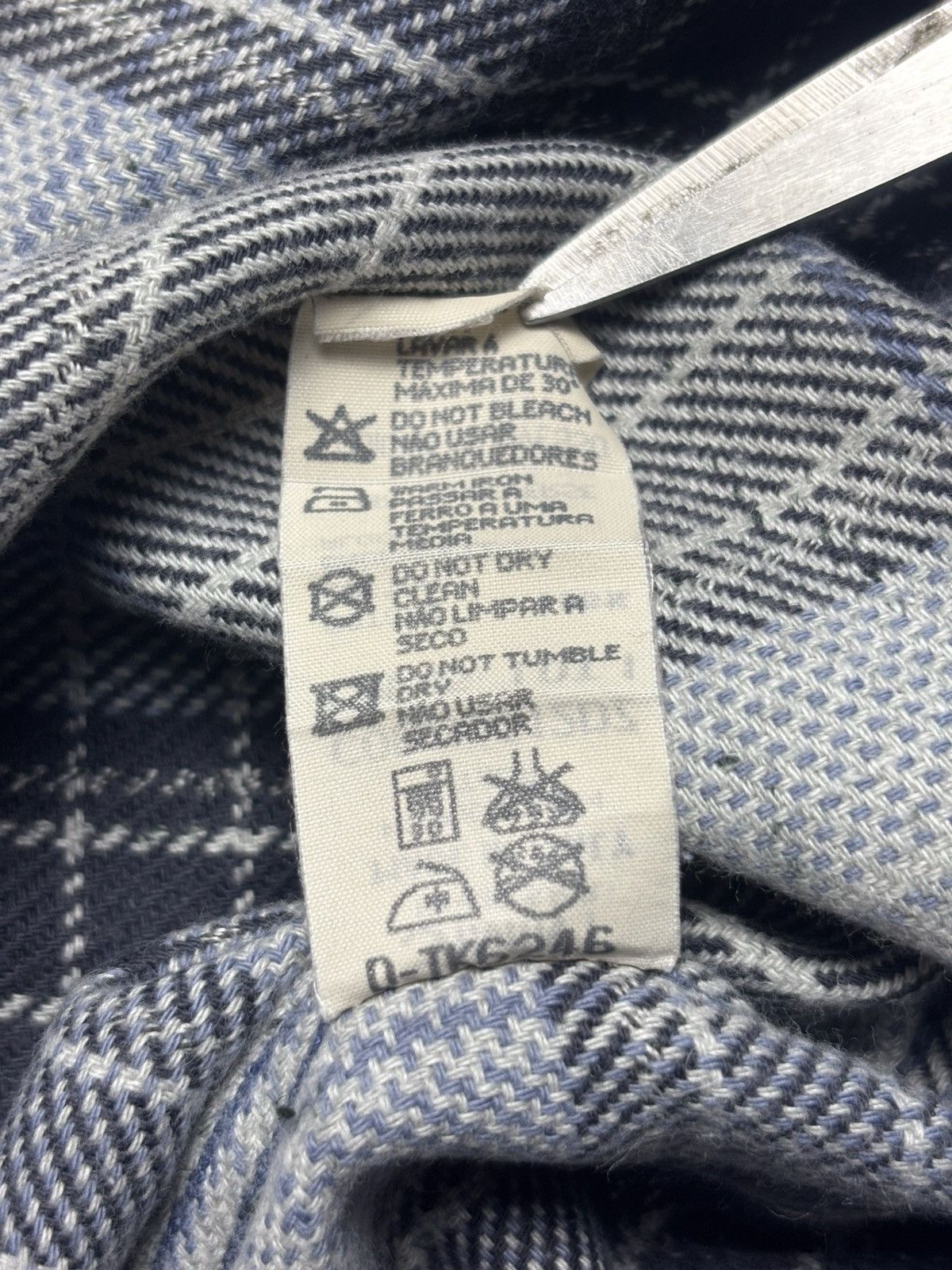 Armani 1990s Armani Jeans Flannel Harvard Shirt Size US L / EU 52-54 / 3 - 7 Thumbnail