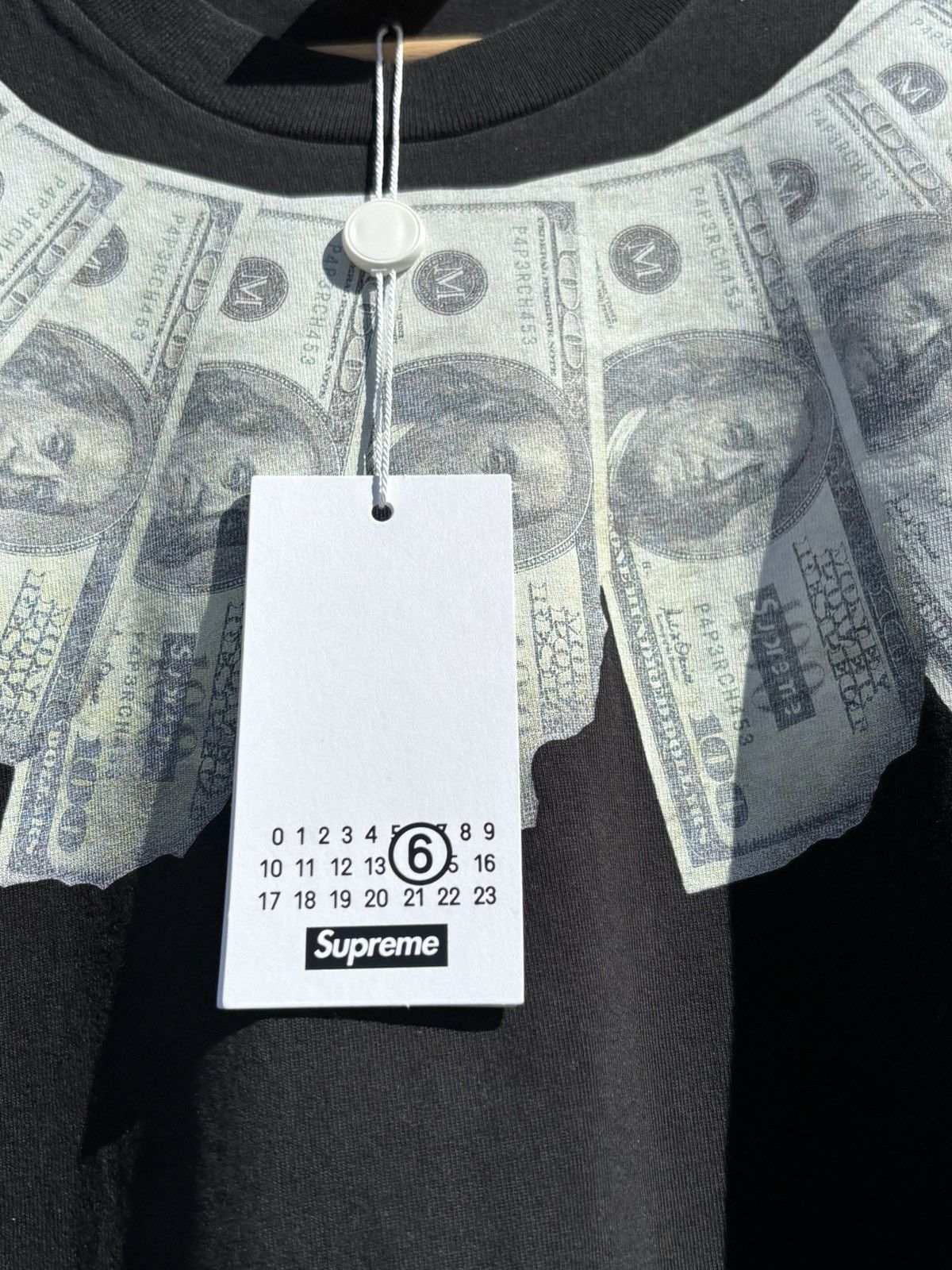 Maison Margiela × Supreme MM x Supreme money tee Size US M / EU 48-50 / 2 - 4 Thumbnail