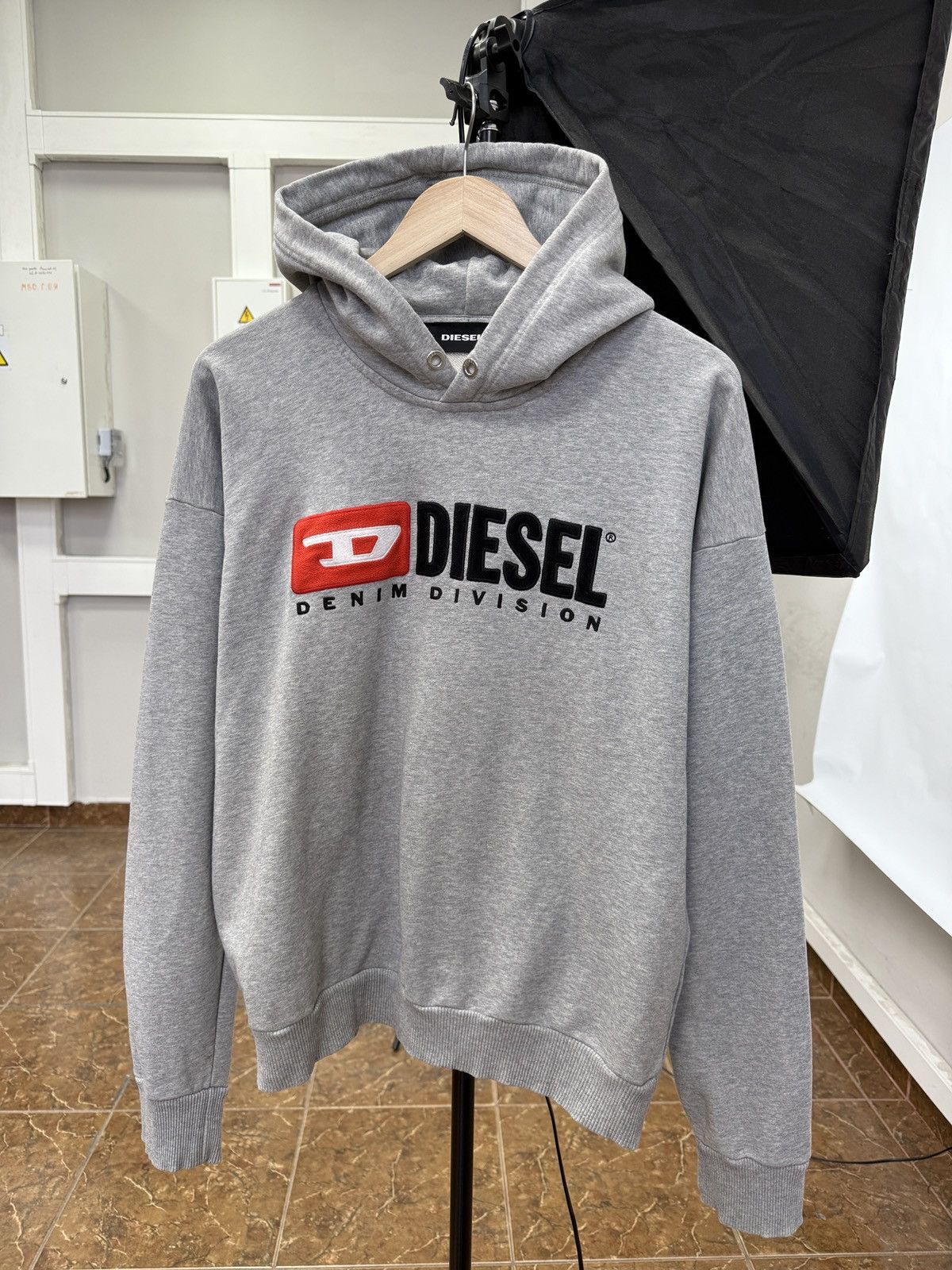Diesel 🇺🇸 Vintage Y2K Diesel Classic Hoodie Retro Rare Hype Size US M / EU 48-50 / 2 - 1 Thumbnail