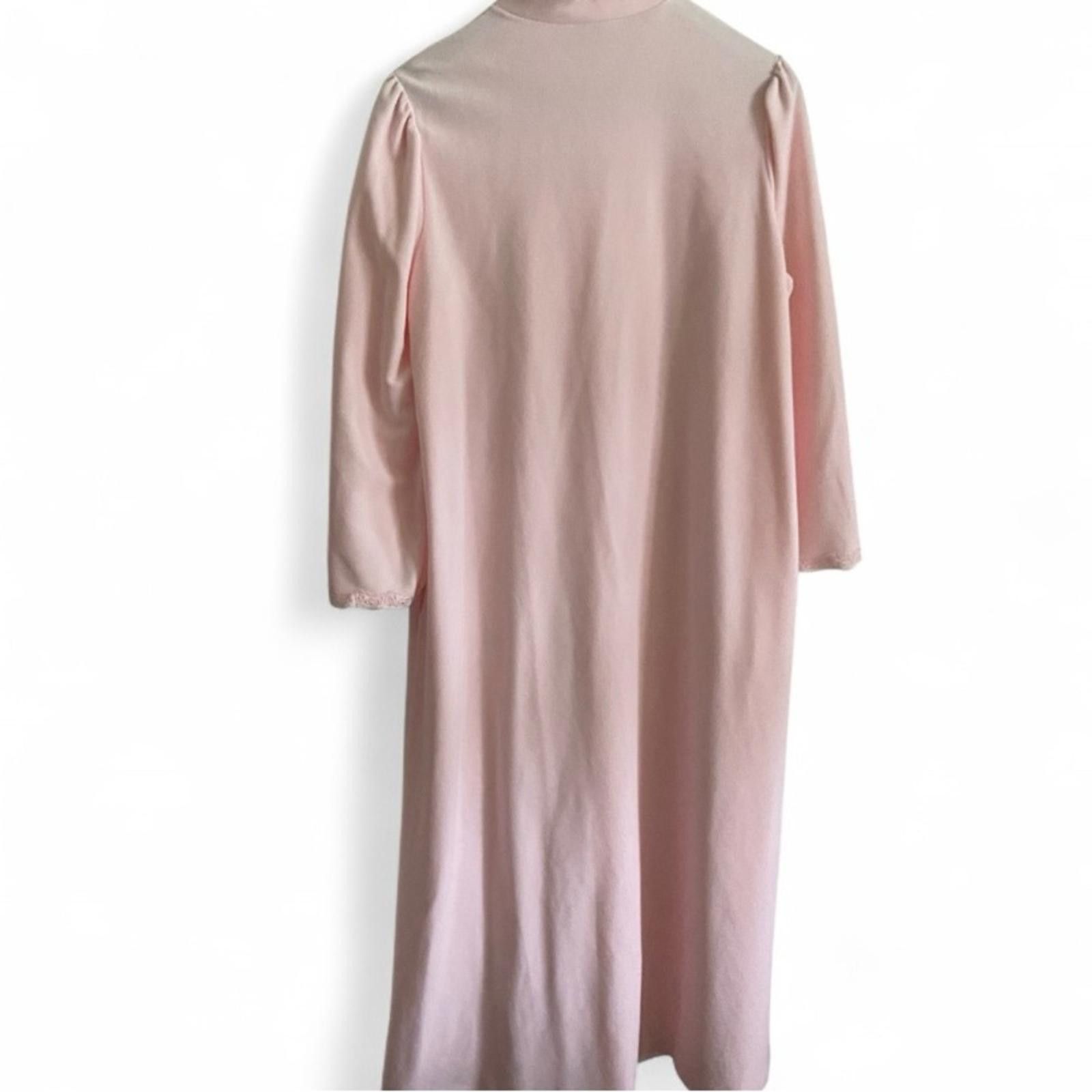 Designer Vintage Vanity Fair Polyester Nightgown Robe Womens Size L Size ONE SIZE - 4 Thumbnail