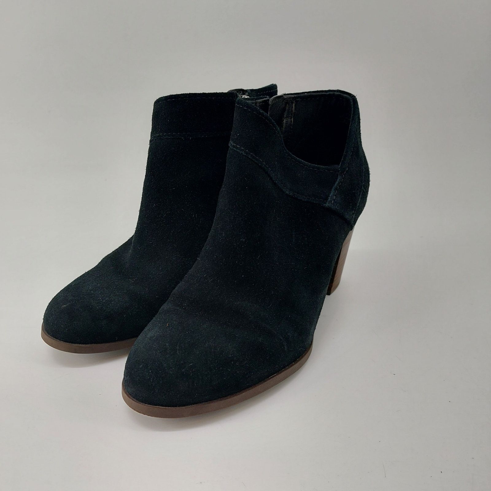 Koolaburra Koolaburra by Ugg Amalea Black Suede Size 8 Ankle Bootie Size US 8 / IT 38 - 15 Thumbnail