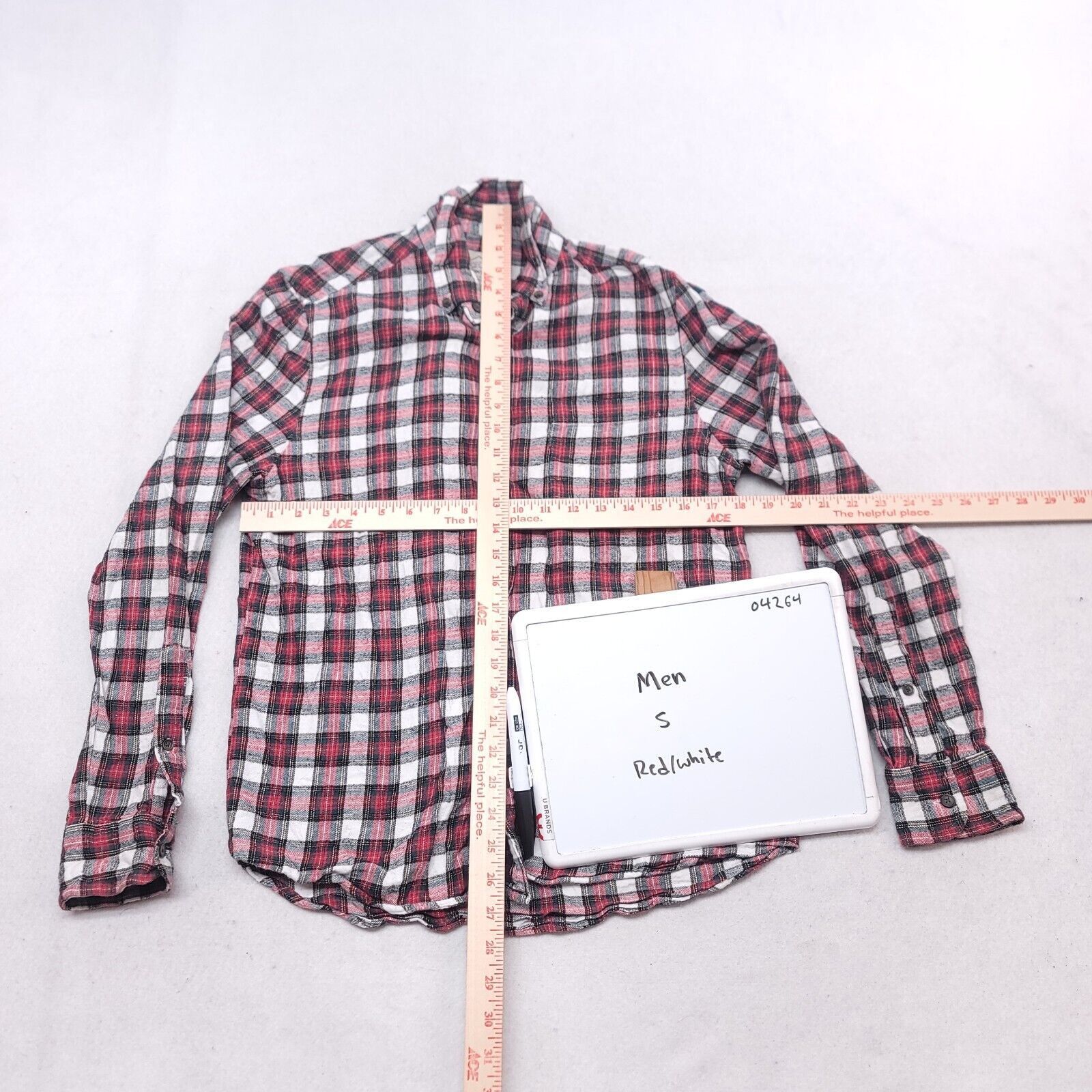 St. Johns Bay St Johns Bay Tartan Flannel Button Up Shirt Mens Size S Red Size US S / EU 44-46 / 1 - 6 Thumbnail