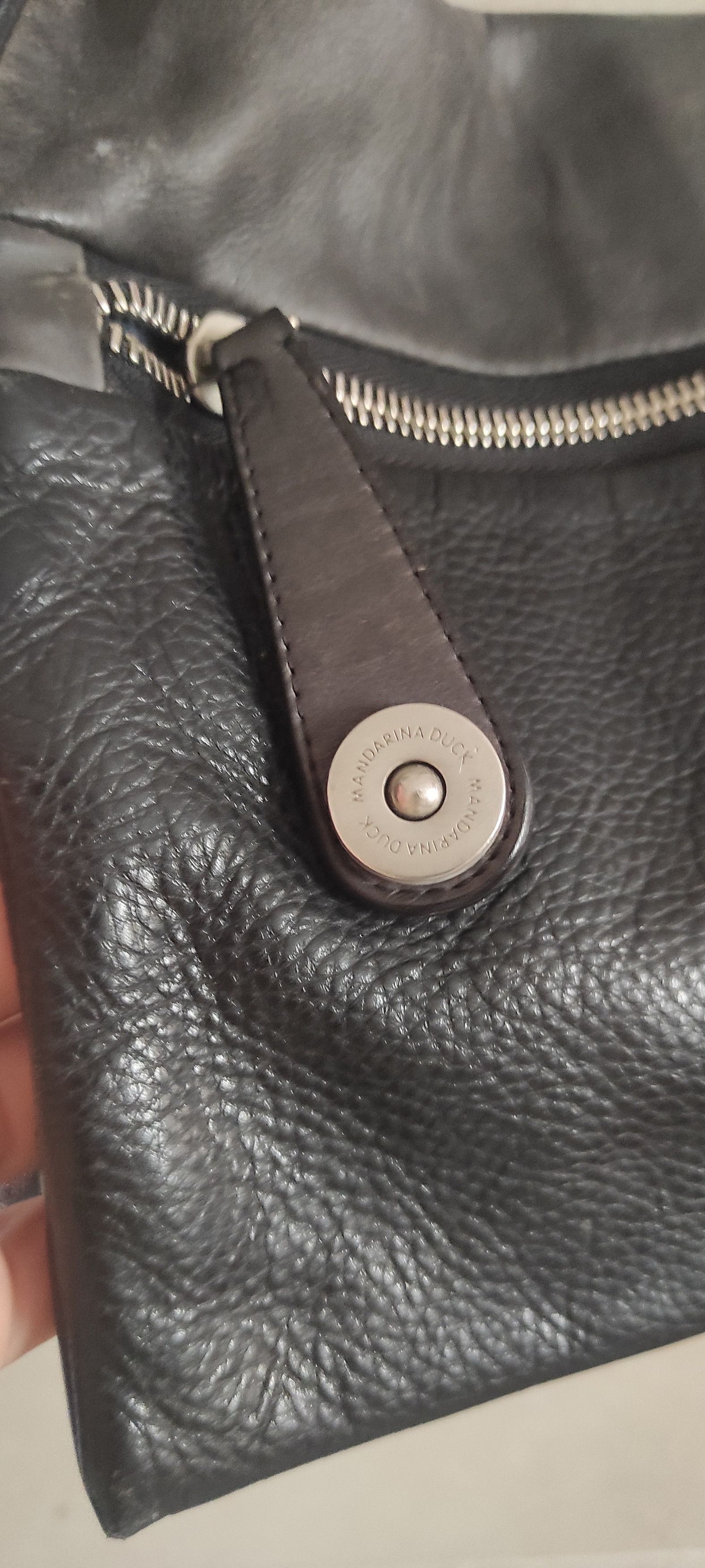 Leather × Mandarina Duck Vintage Mandarina Duck Leather Crossbody Bag Silver Hardware Size ONE SIZE - 4 Thumbnail