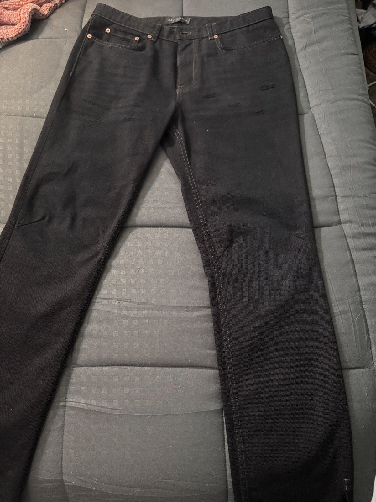 Balenciaga Balenciaga Denim FW/22 Distressed by Demna Size US 32 / EU 48 - 13 Thumbnail