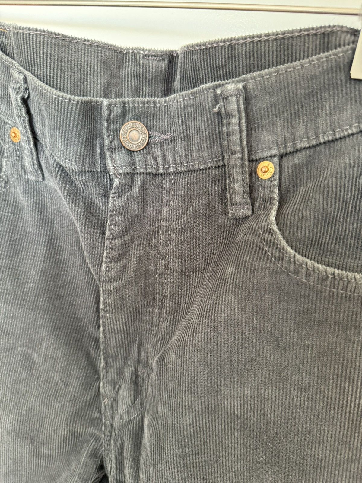 Levi's Levi’s Corduroy Cut Off Shorts Size US 33 - 3 Thumbnail