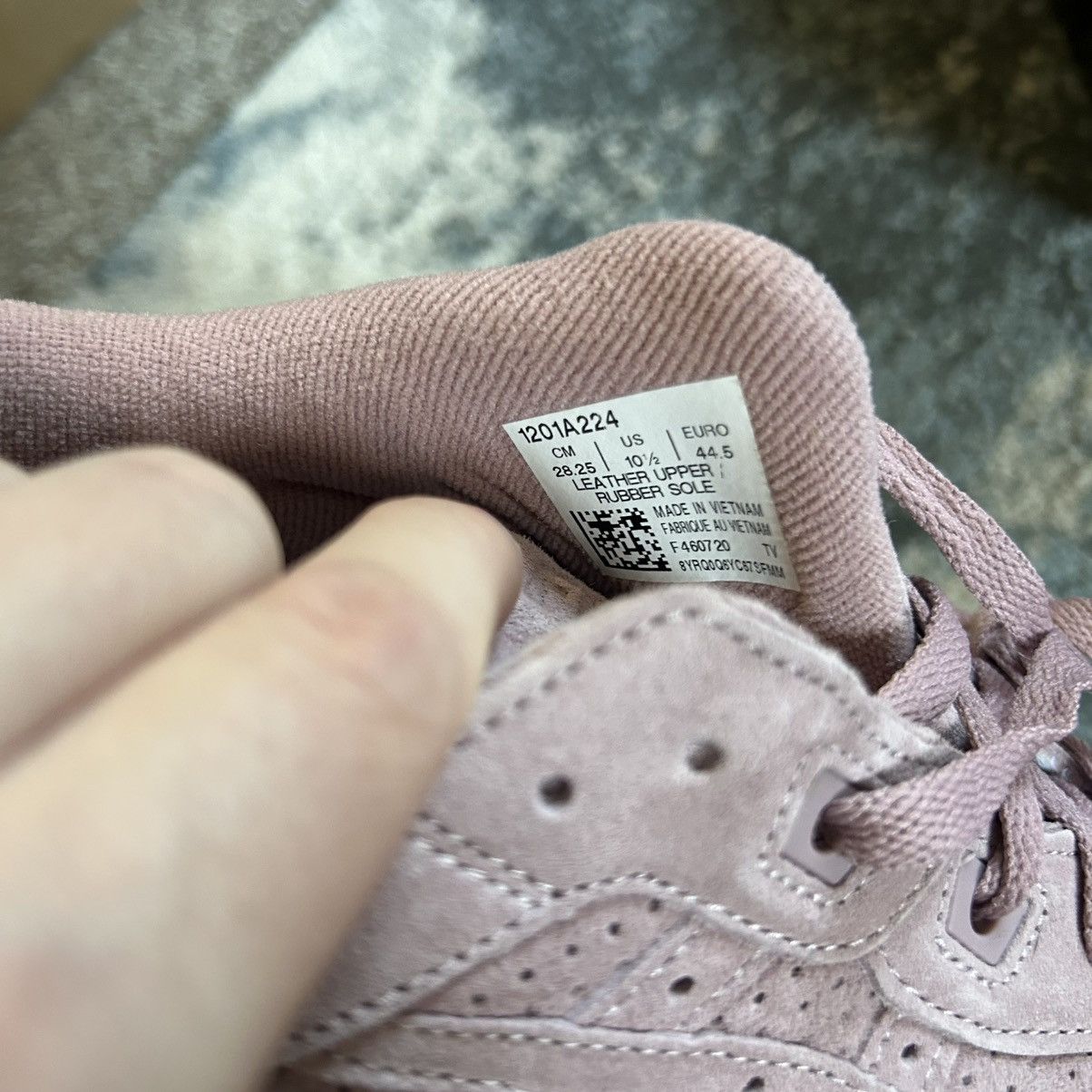 Asics × Kith × Ronnie Fieg 1201A224-251 FW20 GEL LYTE iii “THE PALETTE” DUSTY QUARTZ Size US 10.5 / EU 43-44 - 3 Thumbnail