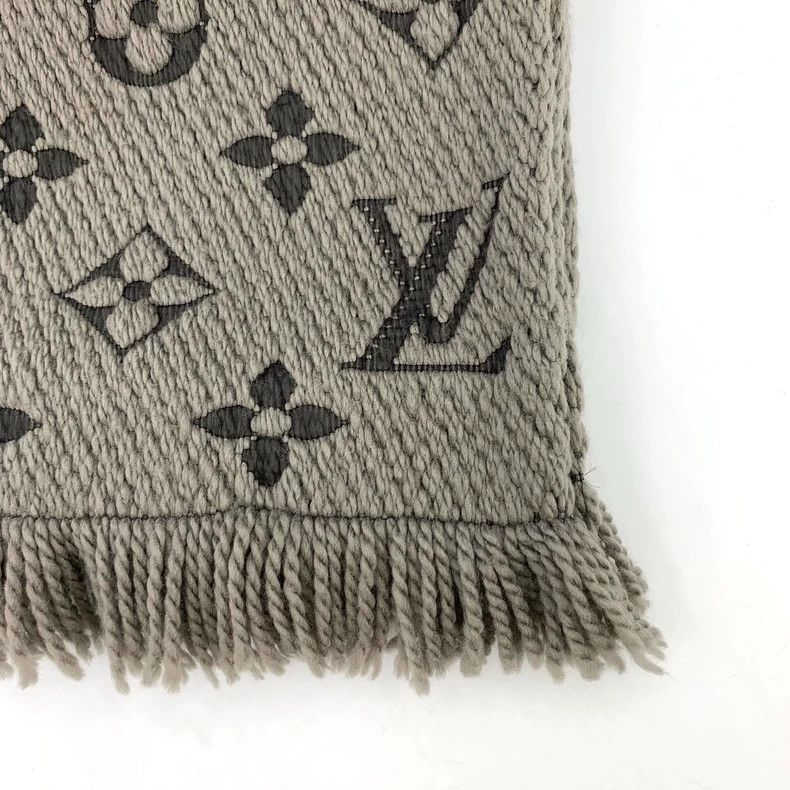 Louis Vuitton Louis Vuitton Grey brown logo presbyopic full print wool f Size ONE SIZE - 4 Thumbnail