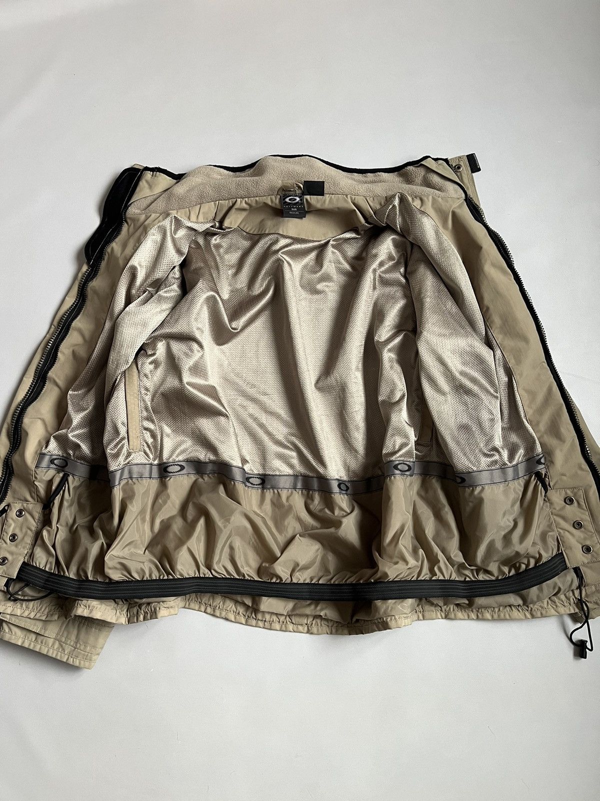 Oakley Vintage Oakley Men Beige WaterProof Jacket With Fleece Vest Size US L / EU 52-54 / 3 - 4 Thumbnail