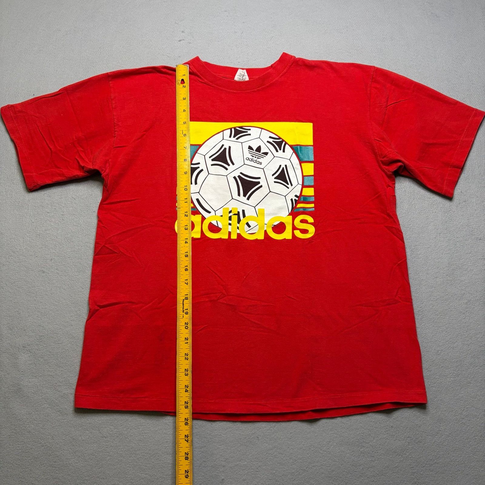 Adidas Vintage Adidas Soccer Ball Graphic T Shirt Men’s XL Red 90s Size US XL / EU 56 / 4 - 4 Thumbnail