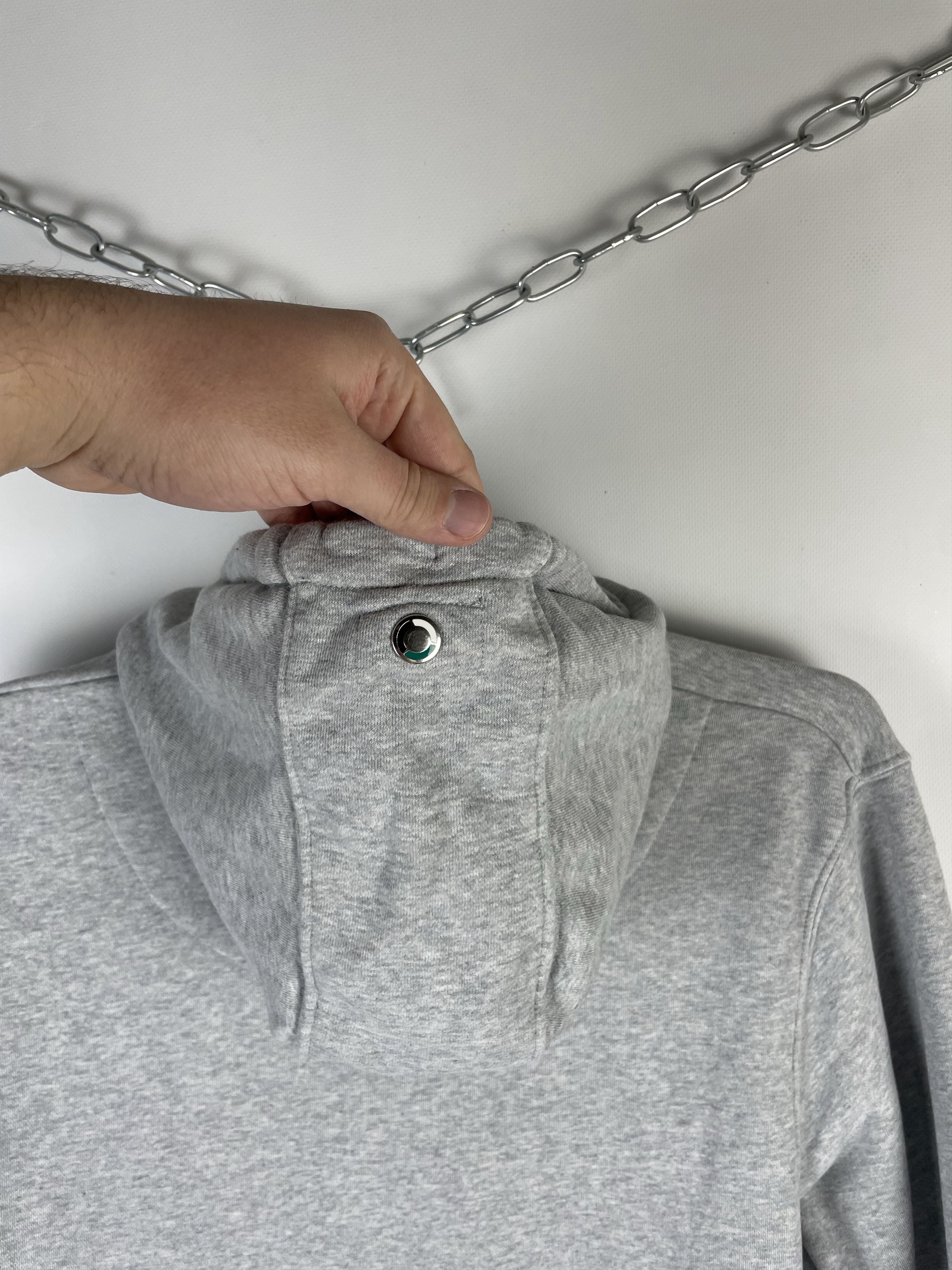 Mercedes-Benz Vintage AMG Petronas Mercedes Benz Racing hoodie Size US L / EU 52-54 / 3 - 8 Thumbnail