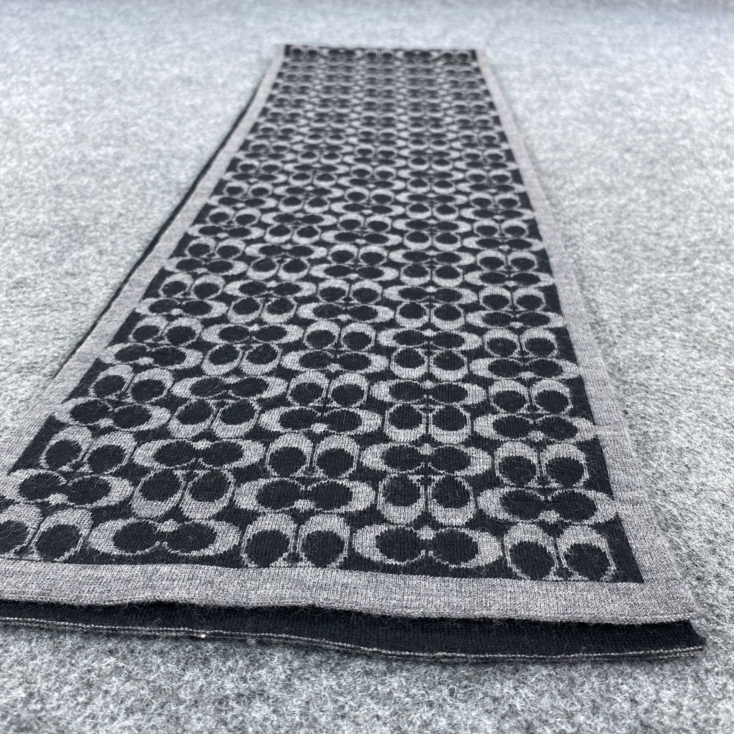 Coach × Vintage GF10651 Coach Silk Scarf Neck Wear Muffler Nova Check Size ONE SIZE - 7 Thumbnail