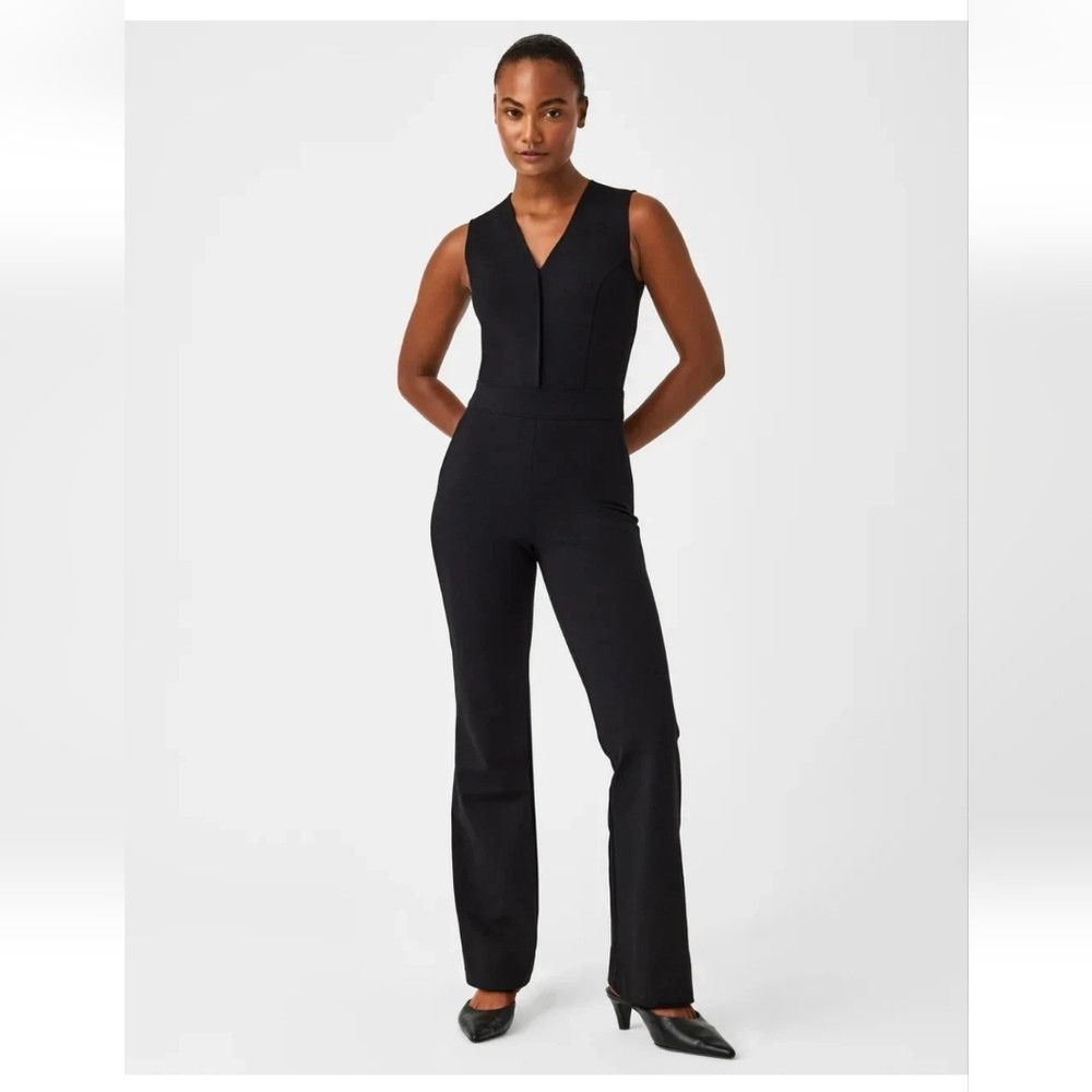 Spanx SPANX | The Perfect Sleeveless Jumpsuit V-neck Black Sz MED Size 28" / US 6 / IT 42 - 1 Thumbnail