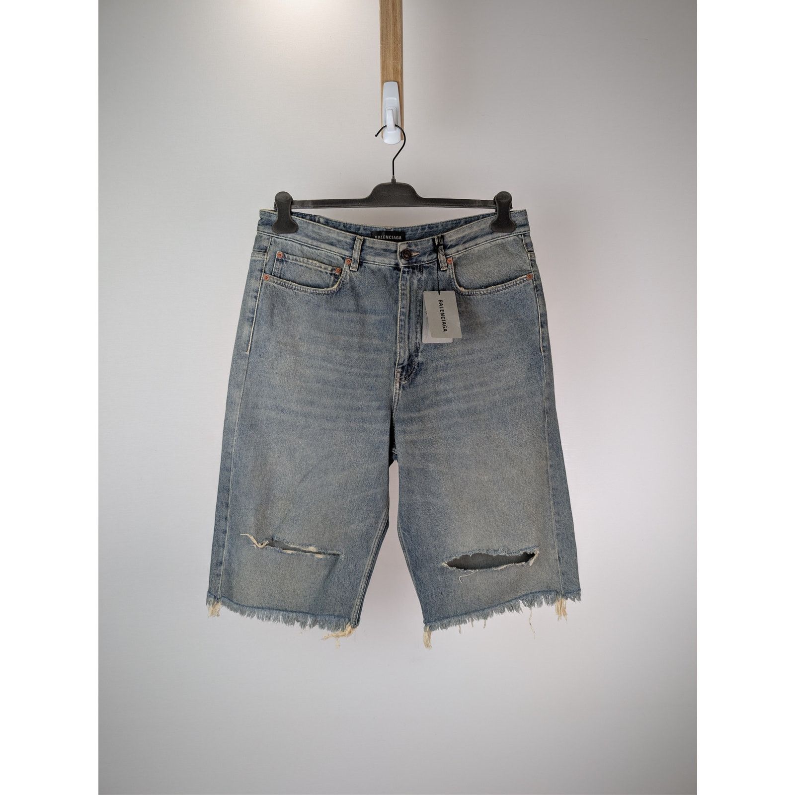 Balenciaga o1rshd1 Baggy Denim Shorts in Blue Rust Size US 30 / EU 46 - 1 Thumbnail