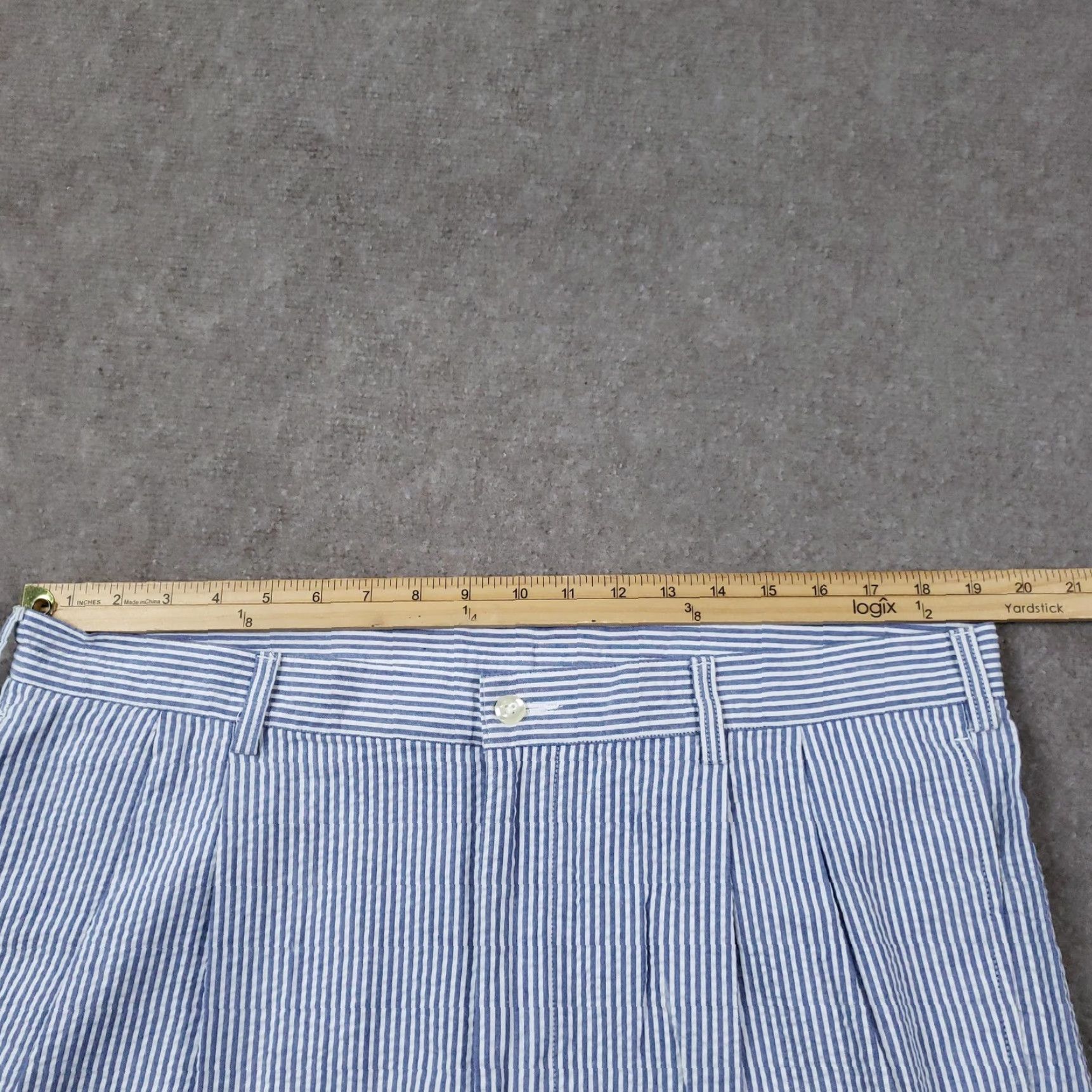 Jos. A. Bank Jos. A. Bank Shorts Mens 40 Blue White Seersucker Pleated Cotton Chino Casual Size US 40 / EU 56 - 6 Thumbnail