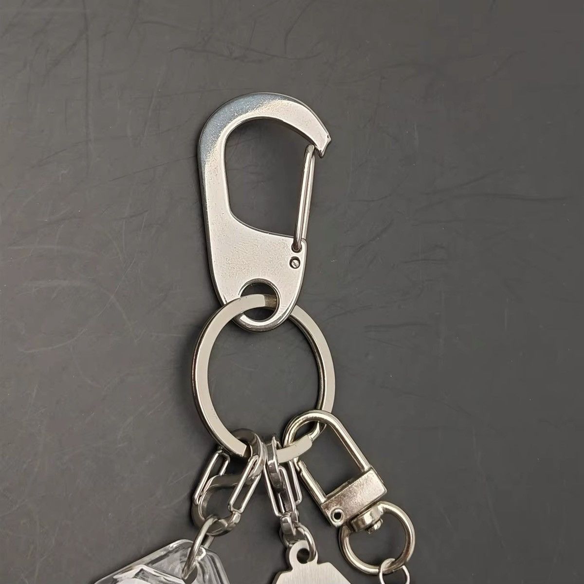 Designer × Jewelry Streetwear Metal Carabiner Keychain y2k Size ONE SIZE - 2 Thumbnail