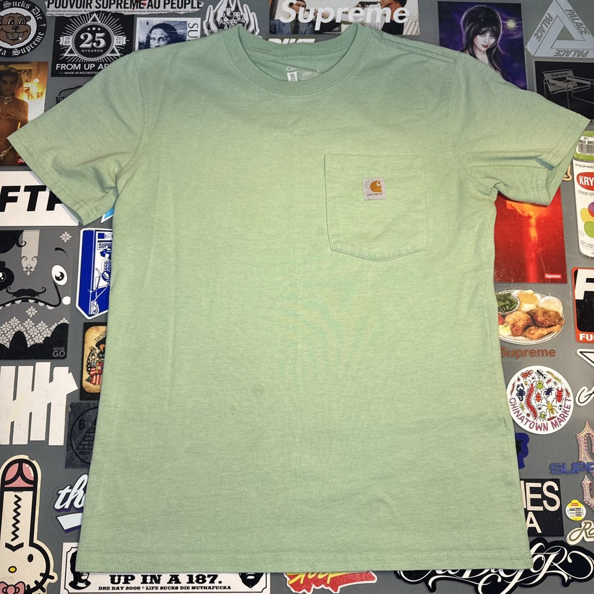 Carhartt Carhartt Loose Fit Short Sleeve Pocket Tee Mint Green Sz XS Size XS / US 0-2 / IT 36-38 - 1 Thumbnail