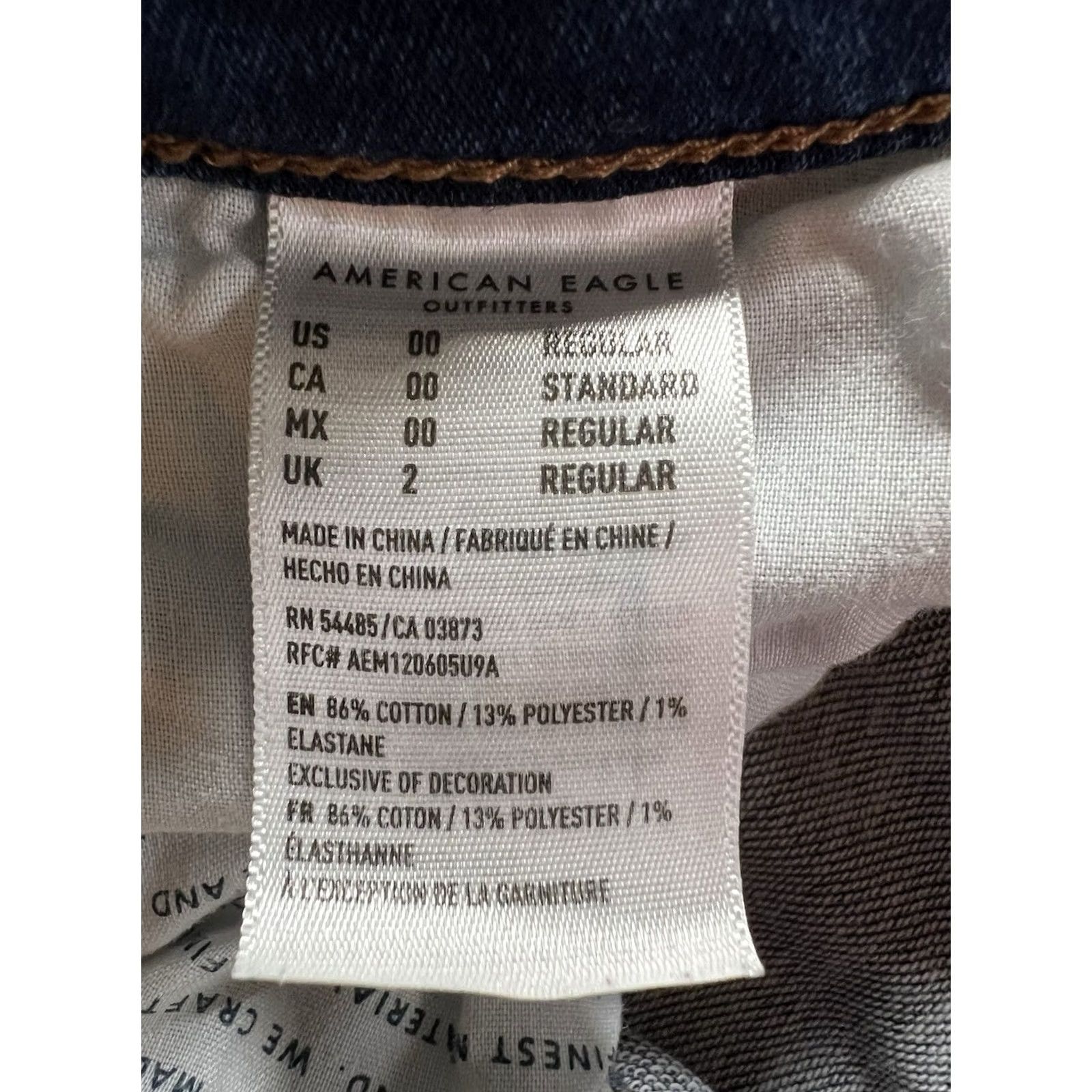 American Eagle Outfitters American Eagle Outfitters Jegging Womens 00 Blue Denim Distressed Button Mid Rise 26.5in Inseam Regular Stretch Comfort Pockets Medium Wash Size 24" / US 00 / IT 34 - 6 Thumbnail