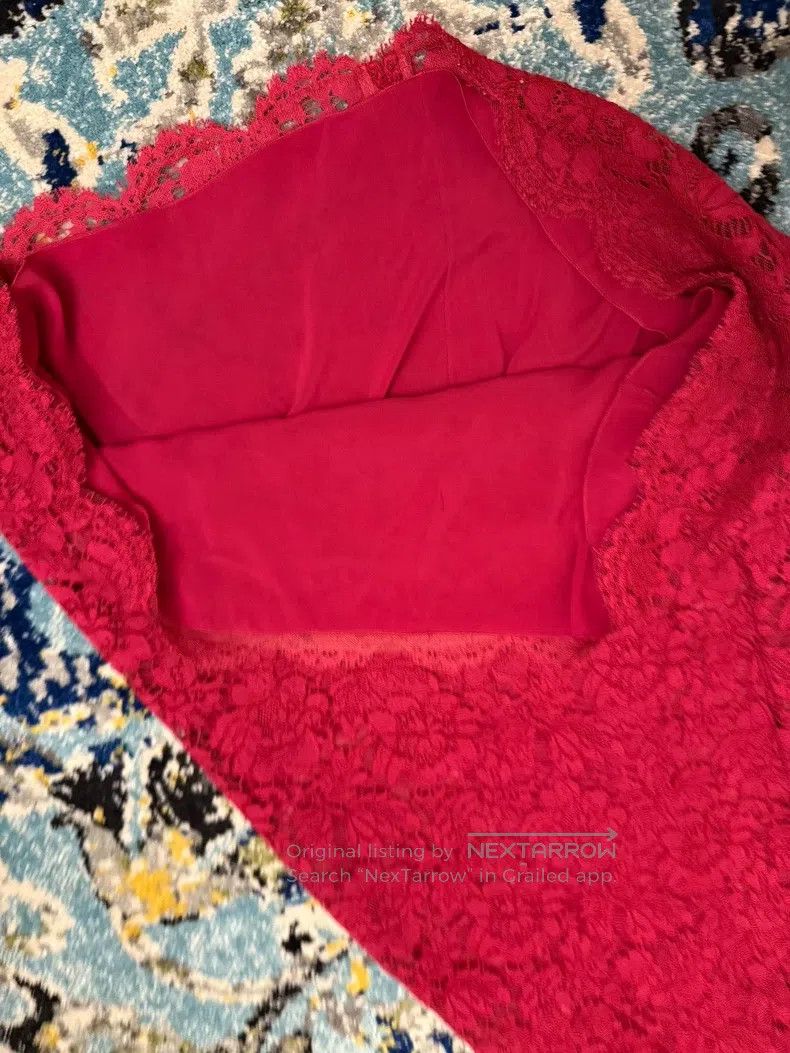 Valentino Valentino V-neck red lace skirt Size XS / US 0-2 / IT 36-38 - 4 Thumbnail