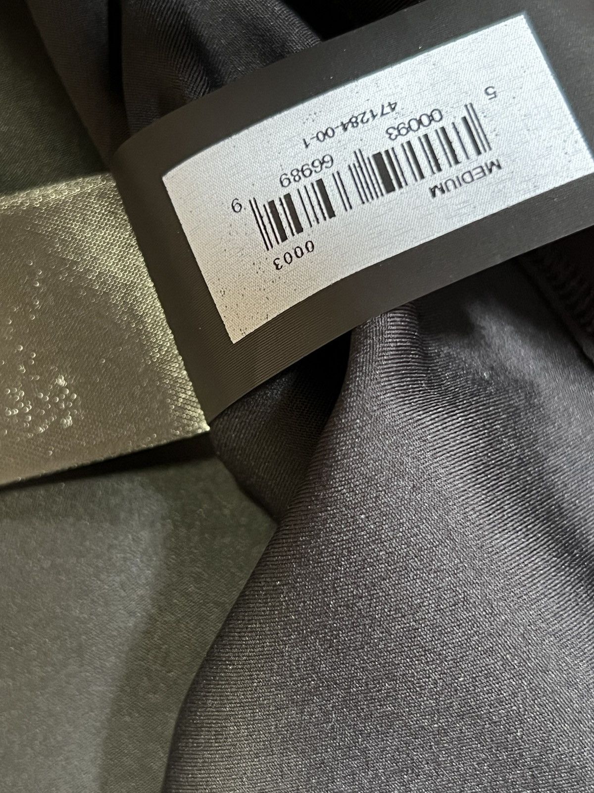 Yeezy Yeezy x Gap x Balenciaga 75 Ls Second Skin - M Size S / US 4 / IT 40 - 3 Thumbnail