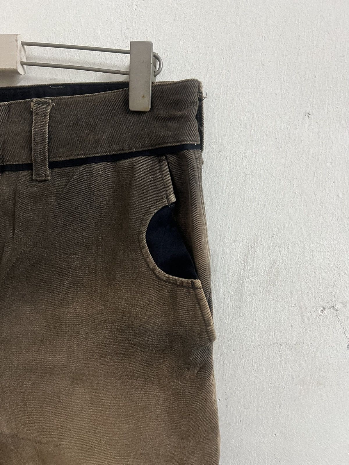 SEMANTIC DESIGN BROWN FADED