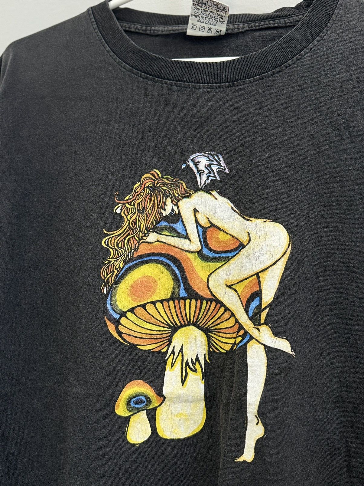 Band Tees MUSHROOM NYMPH Roota Rasta Irie Dub One Love Reggae T-shirt Size US L / EU 52-54 / 3 - 2 Thumbnail