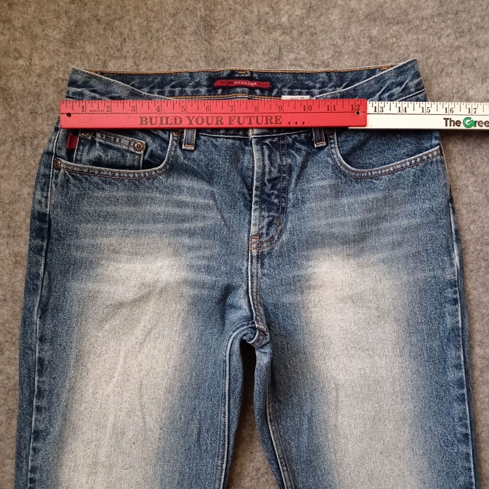 Bcbgmaxazria VINTAGE BCBGMAXAZRIA Jeans Womens 7/8R Denim Distressed Dark Wash Y2K Blue Jeans Women 30 Inseam 7/8R Bootcut Size 28" / US 6 / IT 42 - 7 Thumbnail