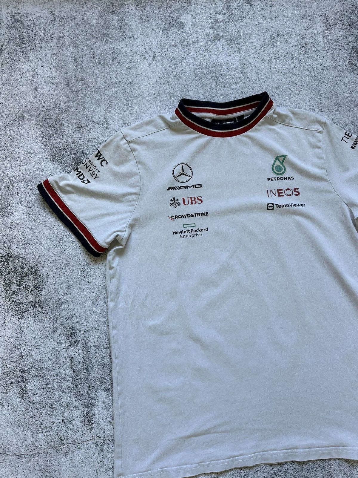Mercedes-Benz Vintage Petronas AMG Mercedes-Benz Formula 1 T-shirt Racing Size US L / EU 52-54 / 3 - 5 Thumbnail