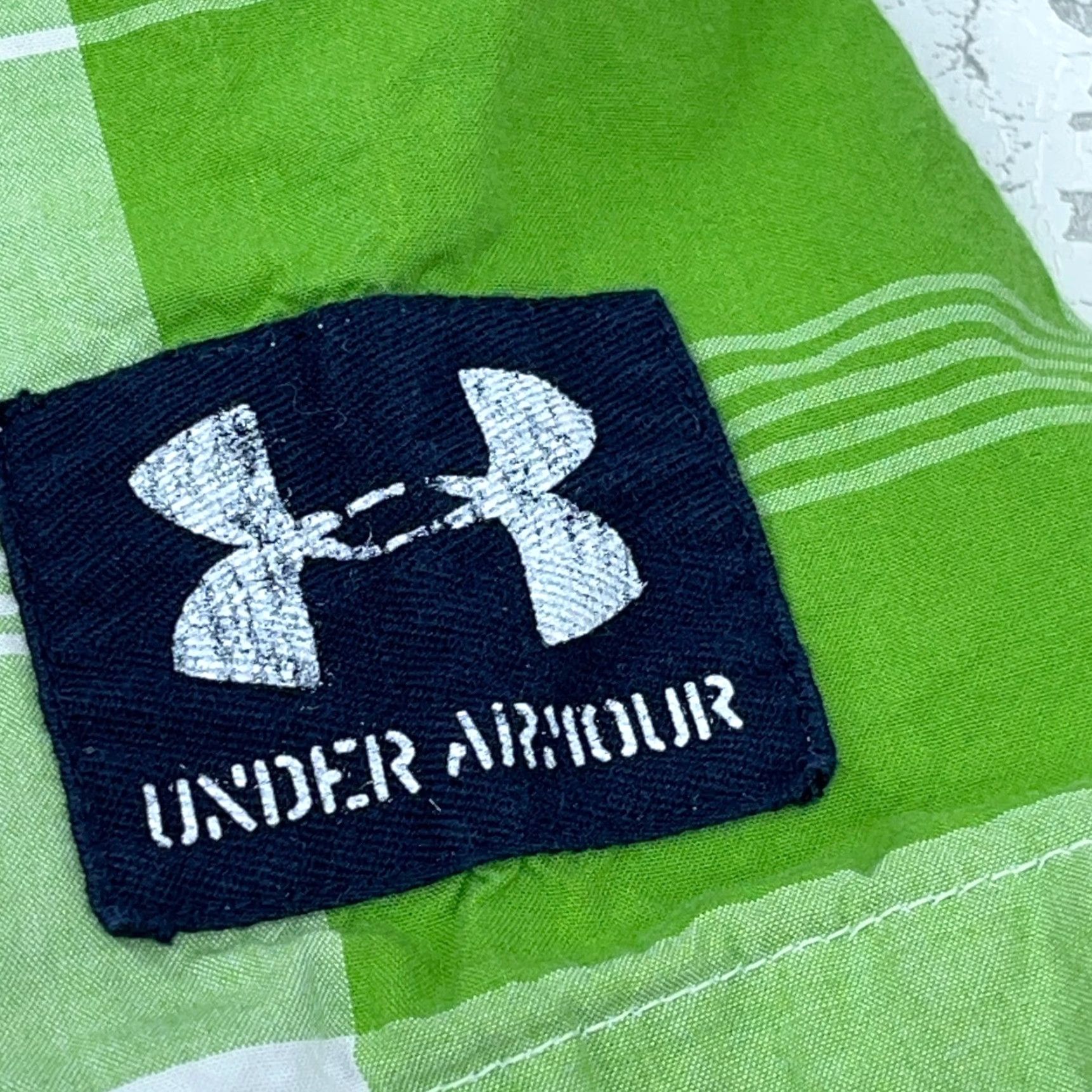 Under Armour Under Armour Shirt Men Medium Green Plaid Button-Up Outdoor Fish Hiking Adult Size US M / EU 48-50 / 2 - 4 Thumbnail