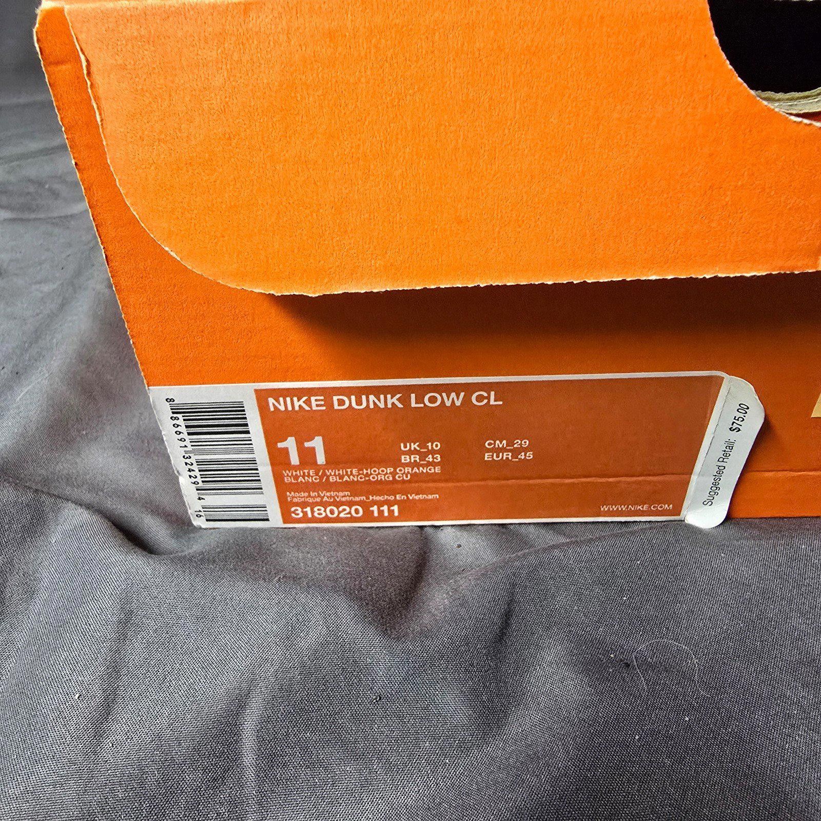 Nike Nike Dunk Low Cl Sz 11 White Orange 318020 111 2007 W Box Size US 11 / EU 44 - 9 Thumbnail