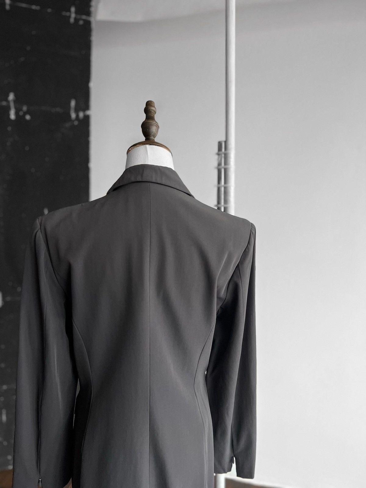 Pinko × Vintage Pinko Womens Vintage Stretch Gray Blazer Jacket Suit LS Size M / US 6-8 / IT 42-44 - 4 Thumbnail