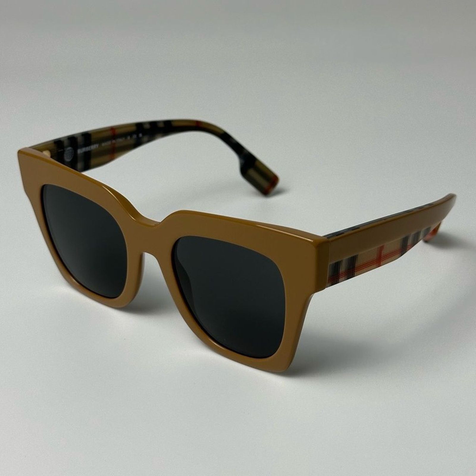 Burberry NEW BURBERRY BE4364 404287 Beige/Dark Grey Women Sunglasses Size ONE SIZE - 2 Thumbnail