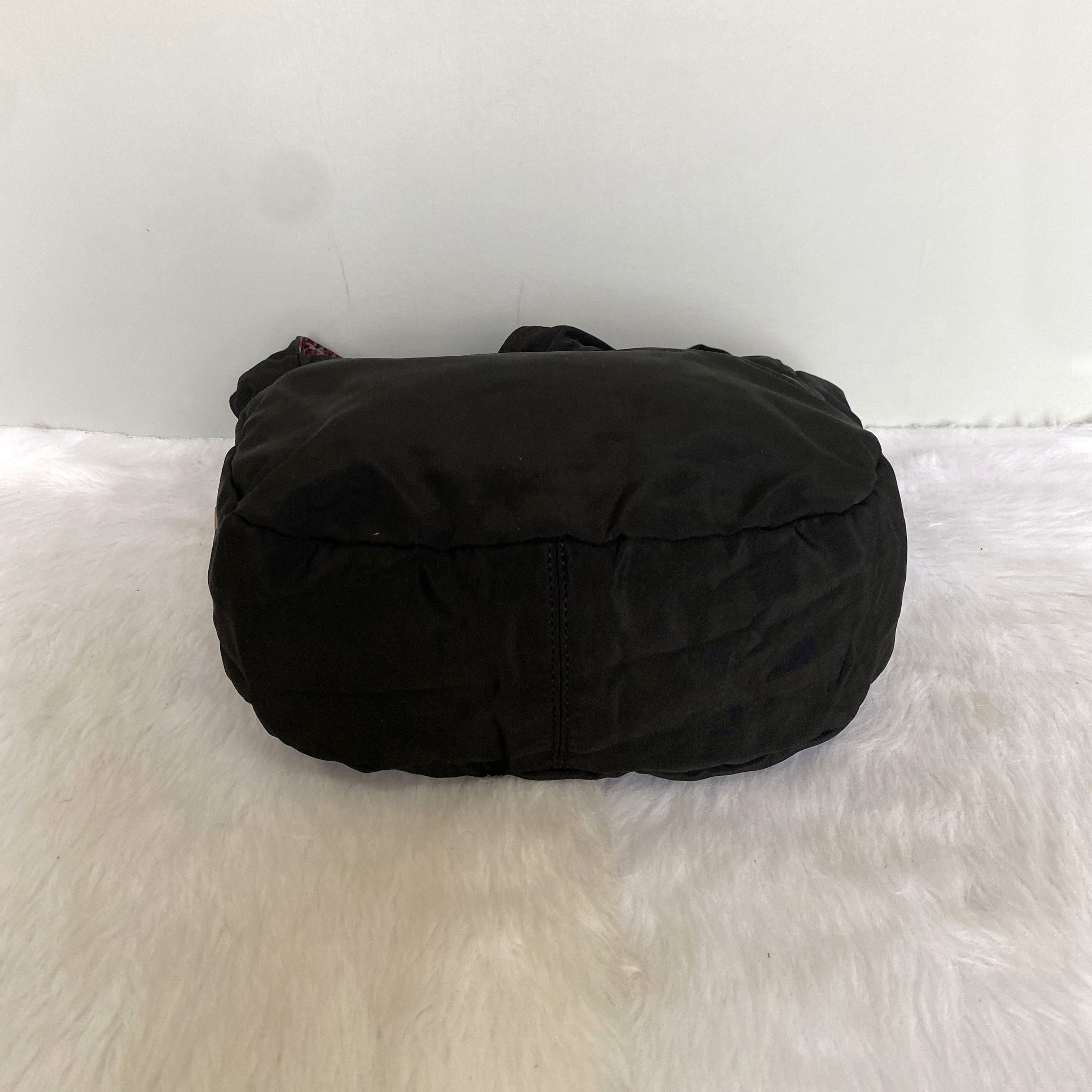 Bottega Veneta × Vintage Bottega Veneta Vintage Reversible Nylon Shoulder Bag Size ONE SIZE - 6 Thumbnail