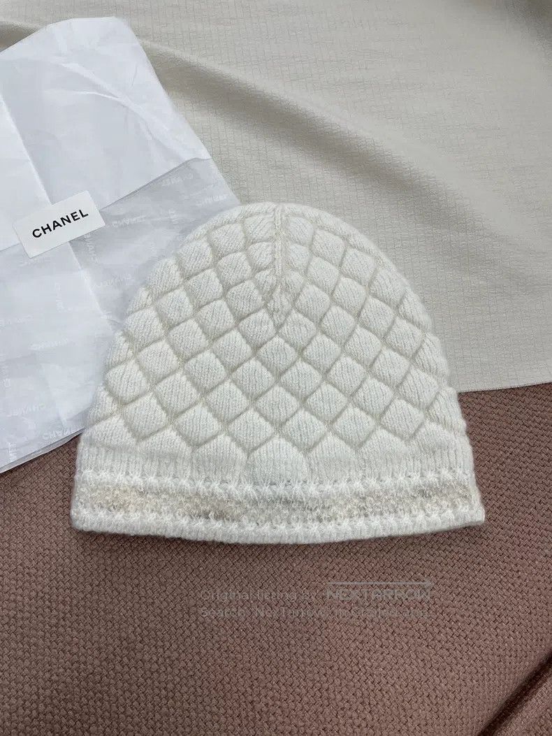 Chanel Chanel 26C white cashmere knitted cold hat Size ONE SIZE - 2 Thumbnail