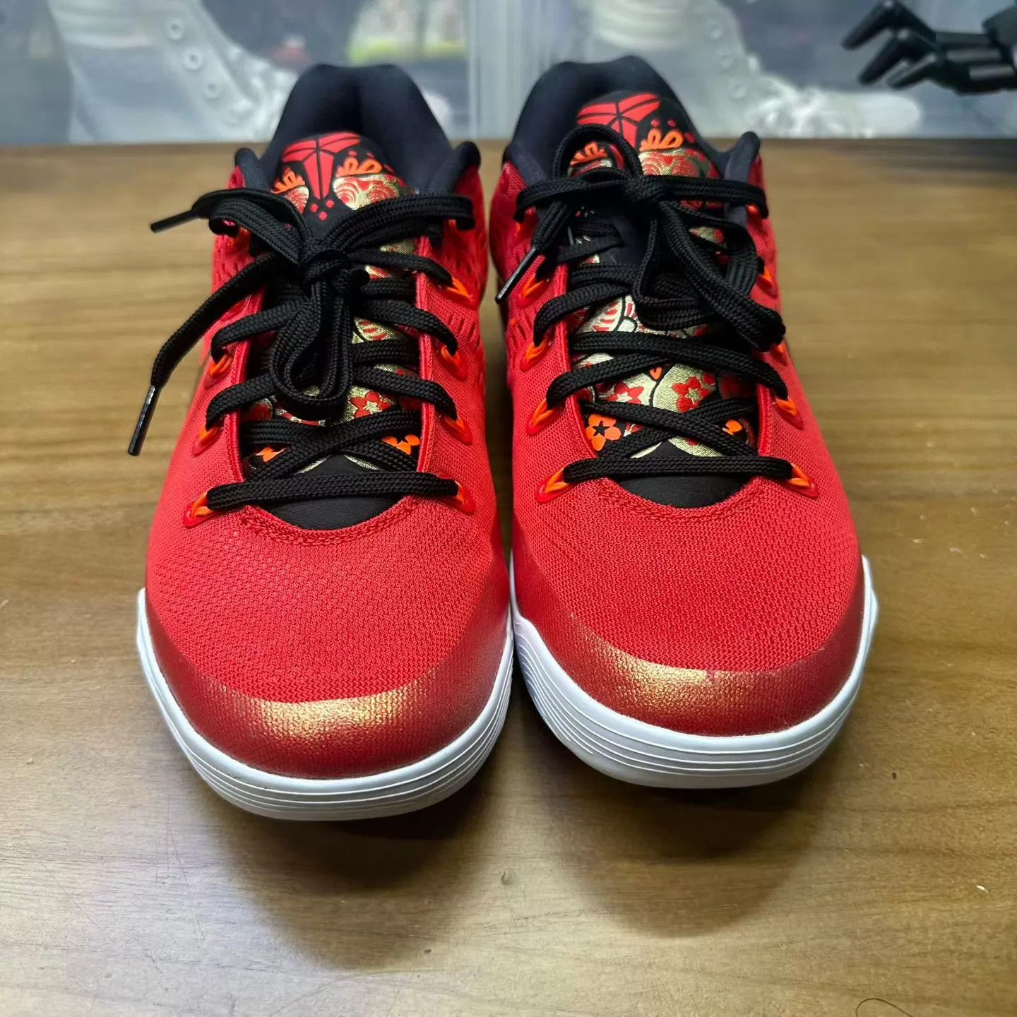 Nike Nike Kobe 9 Low Univ Red 42 Original Box Worn Once Size US 9 / EU 42 - 6 Thumbnail