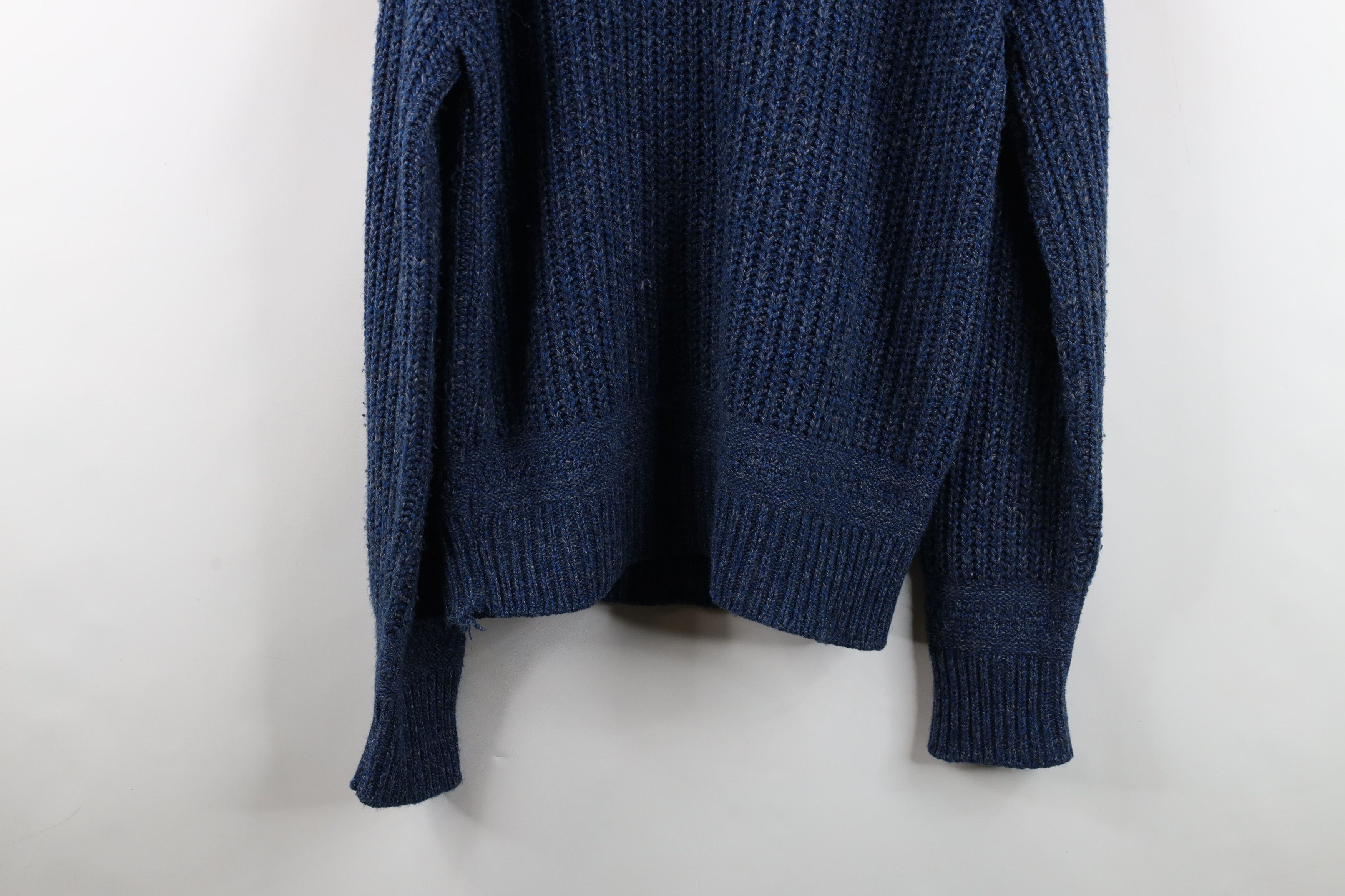 Vintage Vintage 90s Streetwear Ribbed Knit Crewneck Sweater Blue Size US L / EU 52-54 / 3 - 11 Thumbnail