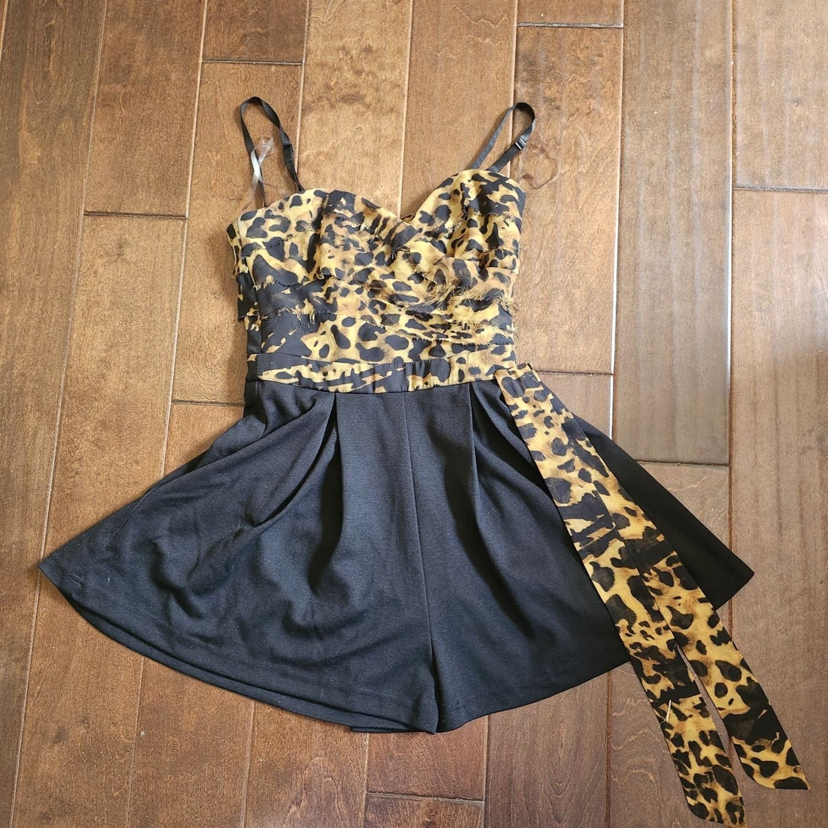XOXO XOXO Romper - Leopard Print - Juniors - Sleeveless - Zip - Multicolor - 1/2 - One-Piece - Casual/Travel/Party - Teens Women s Womens Size 25" / US 0 / IT 36 - 2 Thumbnail