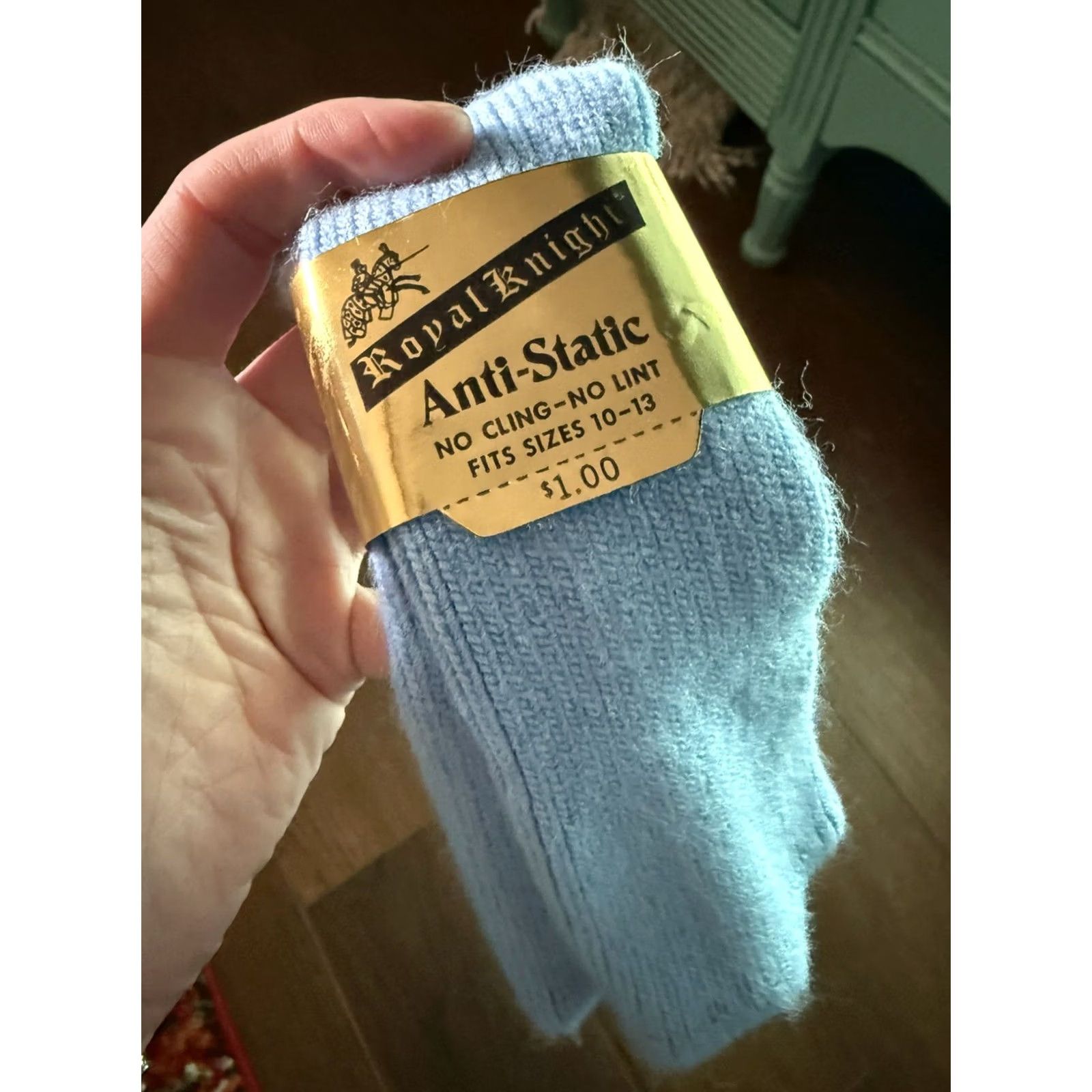 Vintage VINTAGE Royal Knight Socks Crew Mens 10-13 USA Dark Brown 60s Anti Static NWT Original Cotton Knit Size ONE SIZE - 3 Thumbnail
