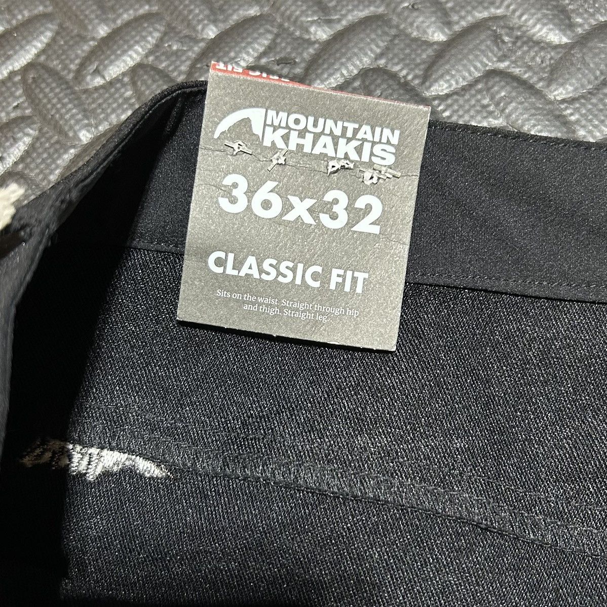 Mountain Khakis Mountain Khakis Pants Rangerock Black Mens 36 x 32 NEW Size US 36 / EU 52 - 11 Thumbnail