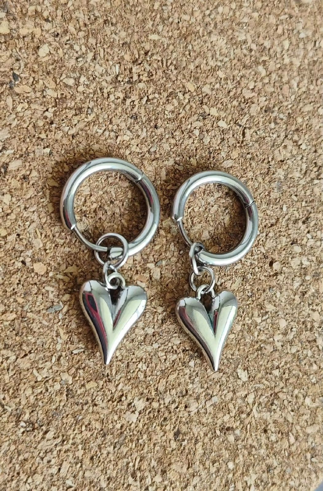 Vintage Punk Rock Love Heart Pendant Hoop Earrings (1pair) Size ONE SIZE - 4 Thumbnail
