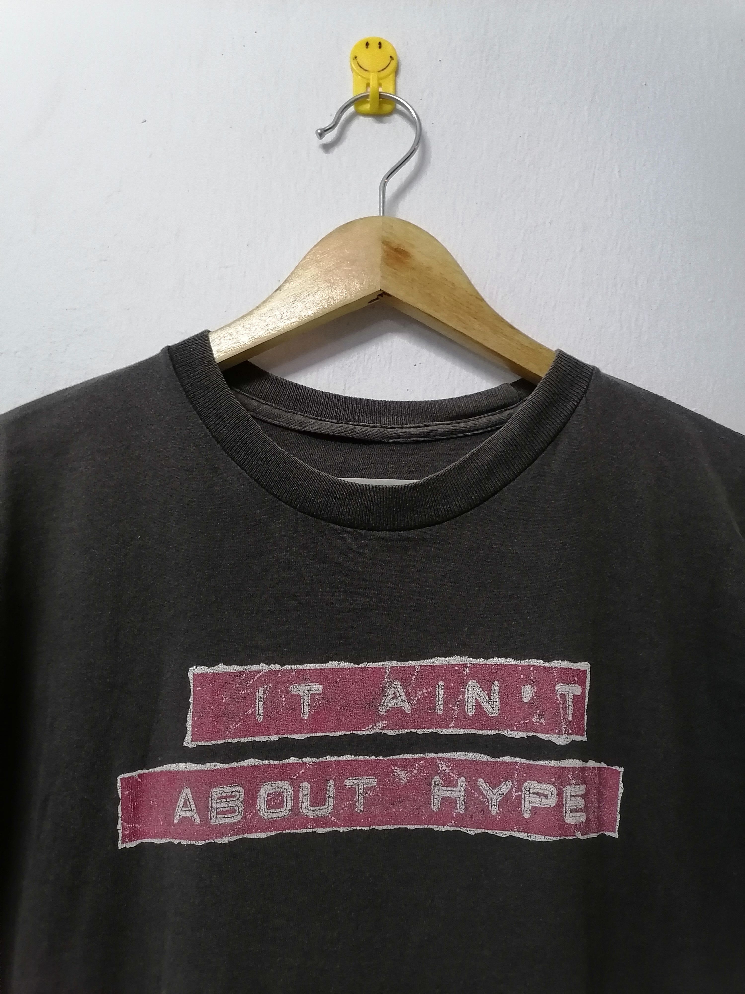 Nike × Vintage Trashed Faded Vintage 90s Nike Basketball T-shirt Size US M / EU 48-50 / 2 - 2 Thumbnail