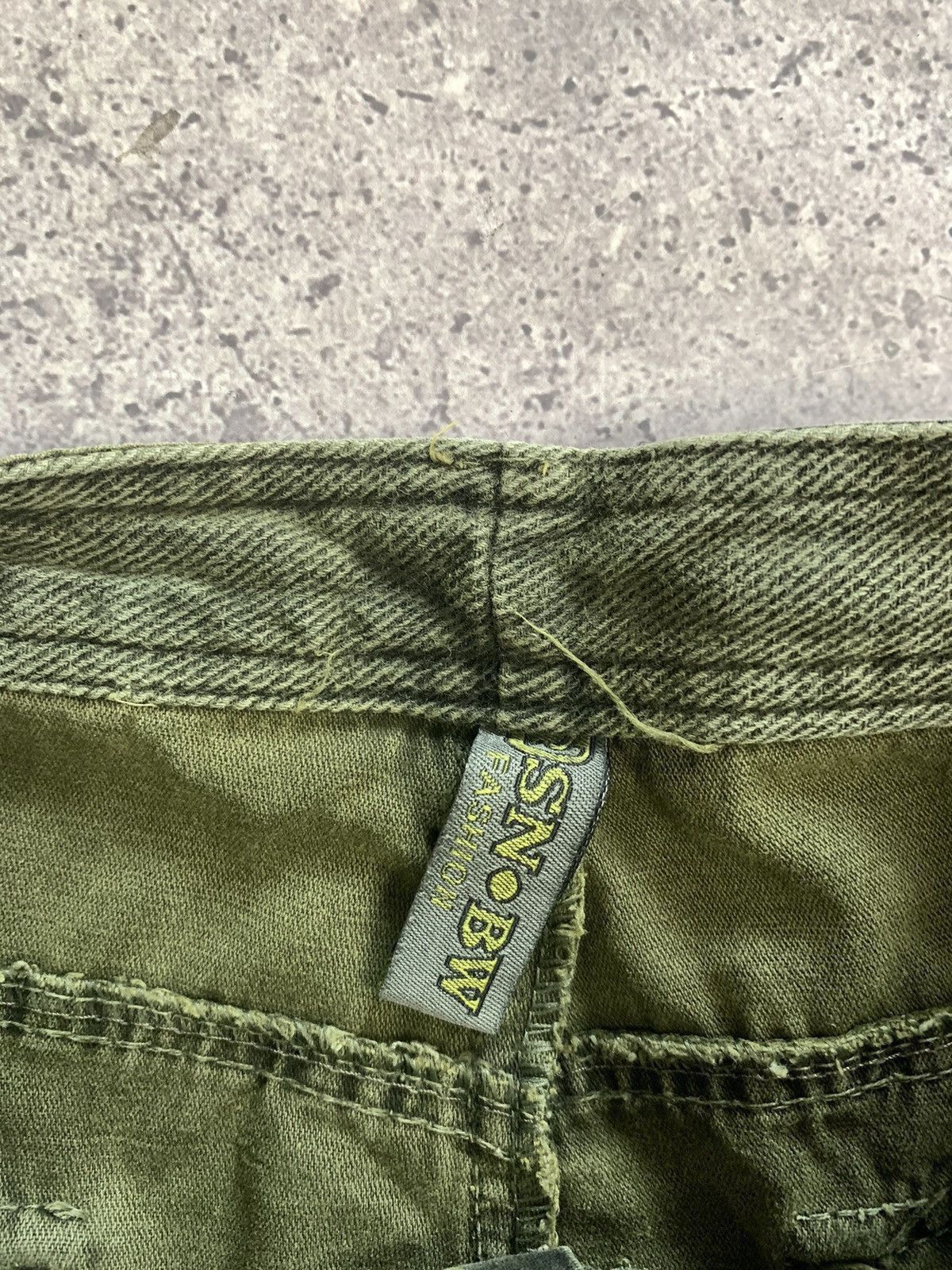 Japanese Brand × Vintage Vintage Junya Watanabe Balenciaga Style Bondage Cargo Pants Size US 32 / EU 48 - 3 Thumbnail