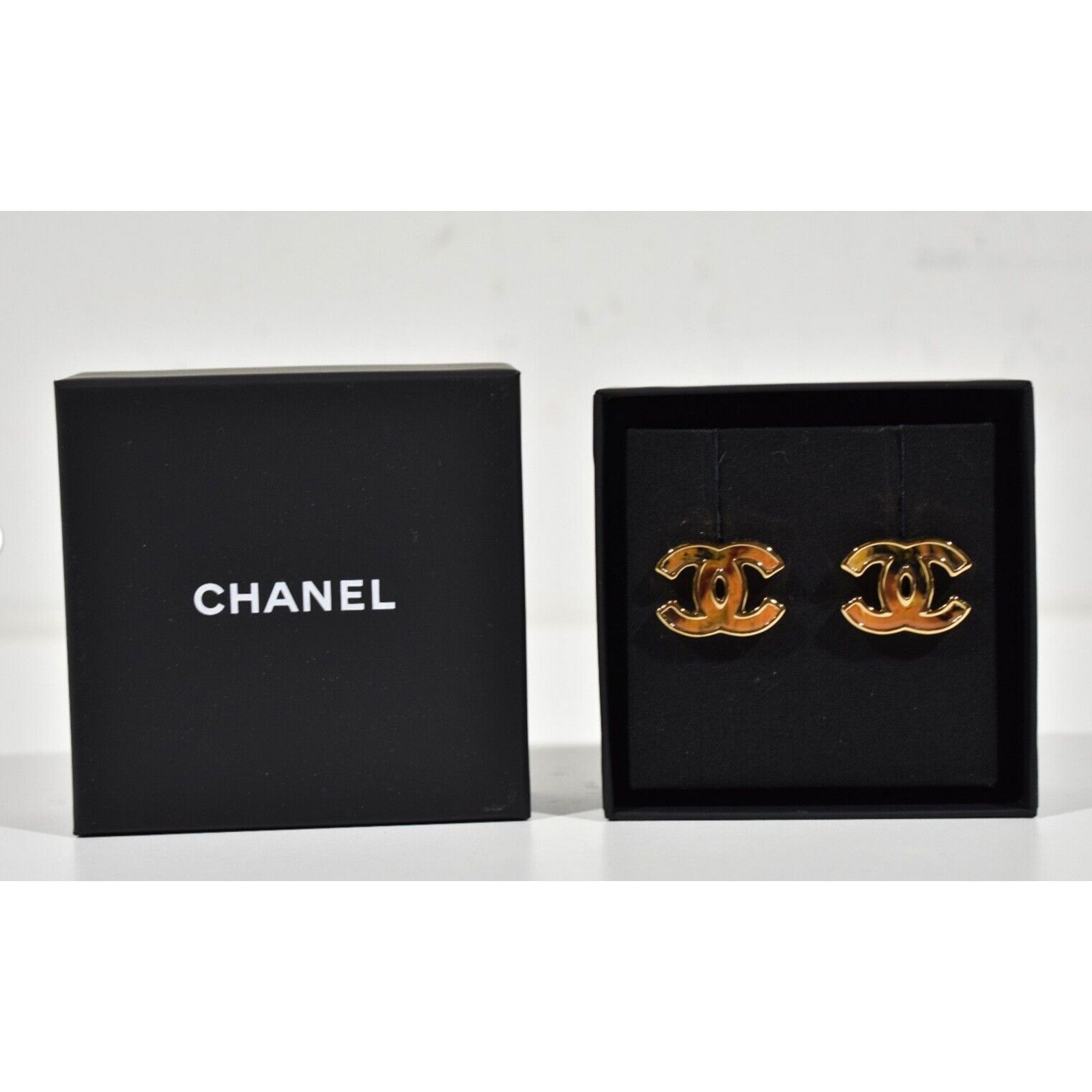 Chanel Chanel Gold Orange Red Interlocking Statement Stud Earrings Size ONE SIZE - 2 Thumbnail