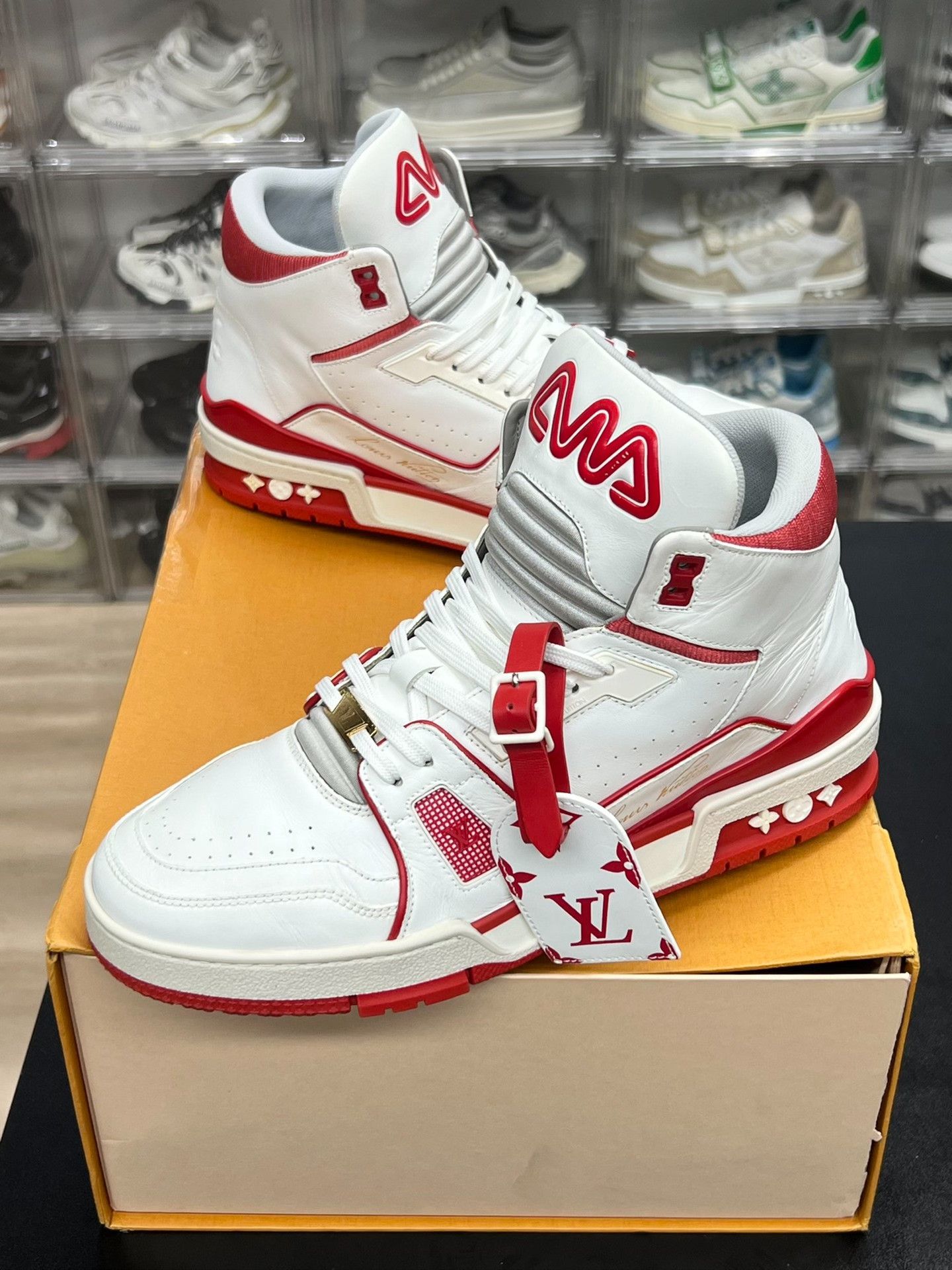 Louis Vuitton Louis Vuitton Training Red Lowtop Sneakers 7.5 Men Size US 7.5 / EU 40-41 - 1 Thumbnail