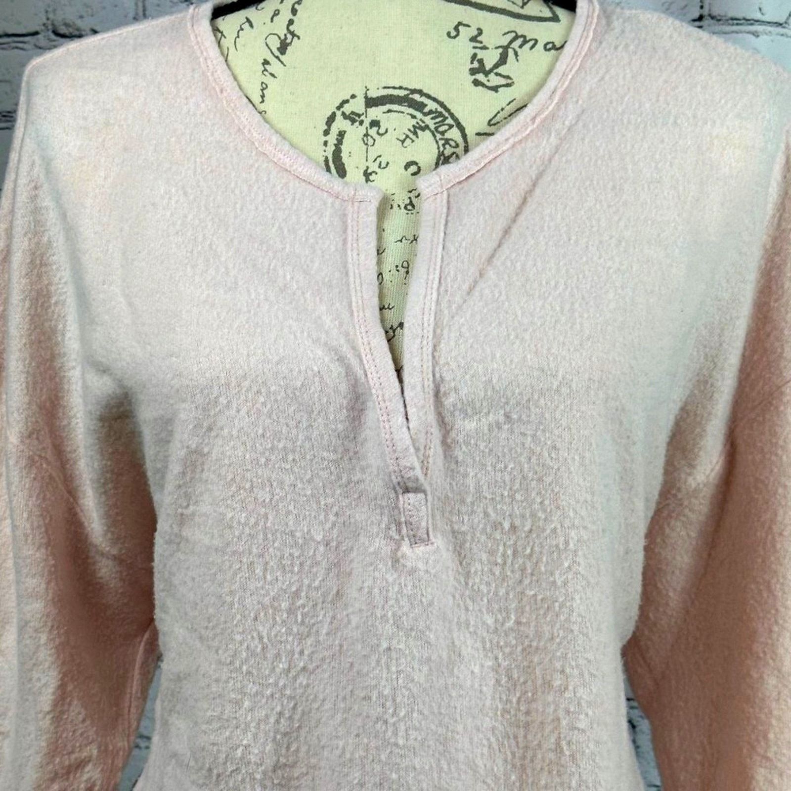 Other Socialite Pink Long Sleeve Fuzzy V-neck Top - size XL Size XL / US 12-14 / IT 48-50 - 8 Thumbnail
